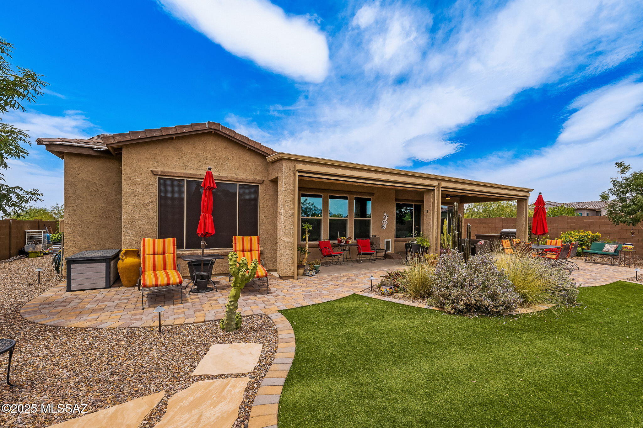 Saguaros Viejos West - Residential