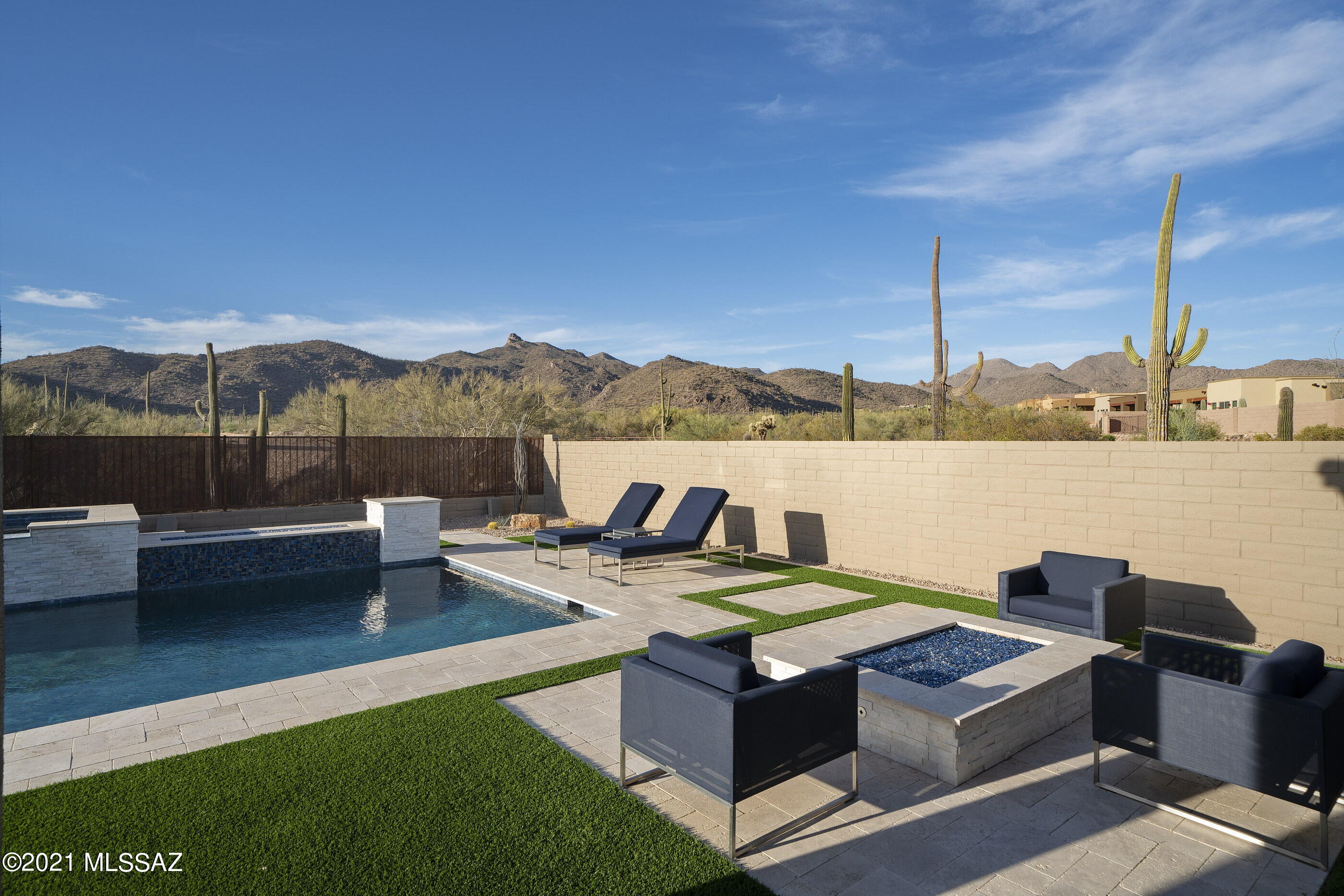 Boulder Bridge Pass II At Dove Mountain SQ20143250154 - Residential