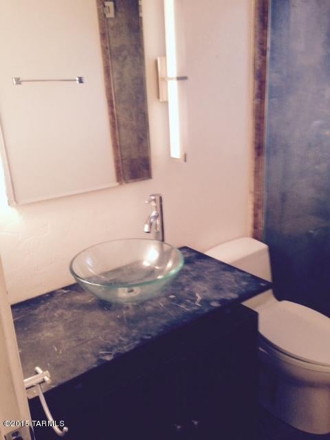 St. James Court - Residential Lease