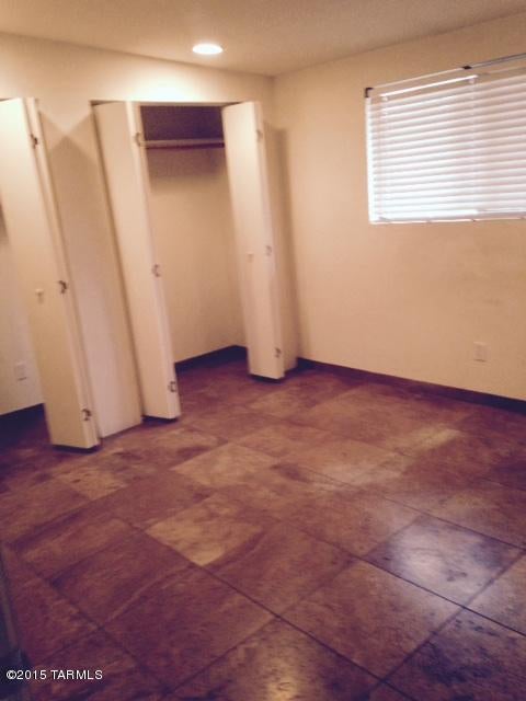 St. James Court - Residential Lease
