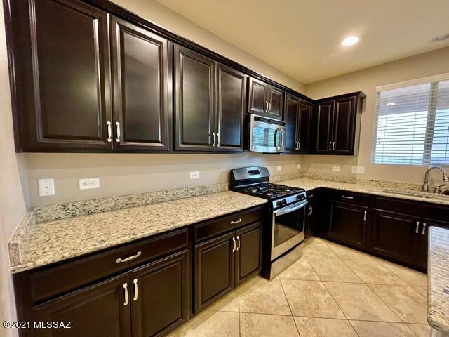 Rancho Vistoso Neighborhood 10 - Residential Lease