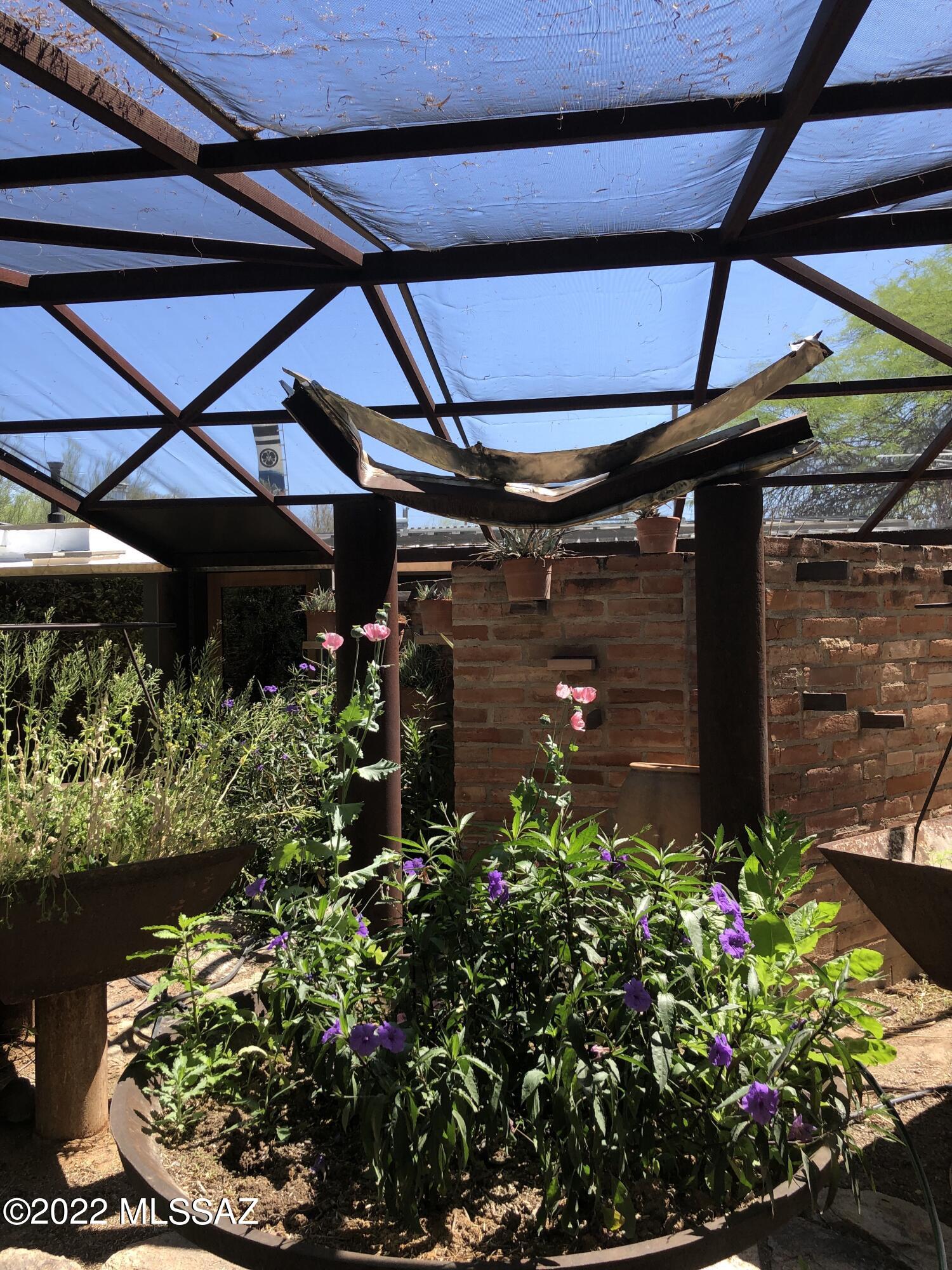 Granada Park - Residential Lease