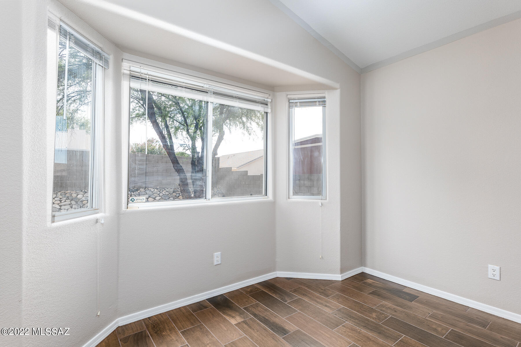 Elliott Homes At Rita Ranch (1-521) - Residential