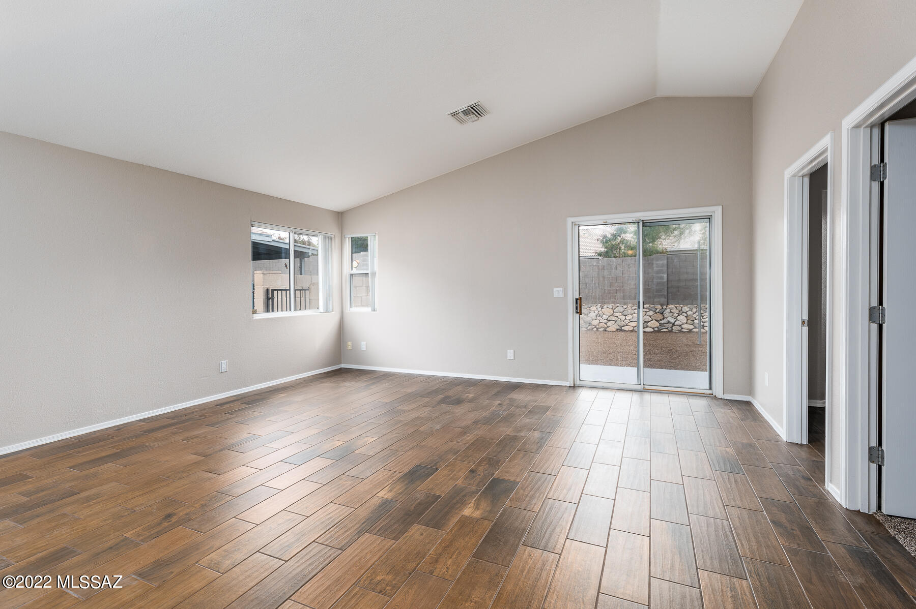Elliott Homes At Rita Ranch (1-521) - Residential