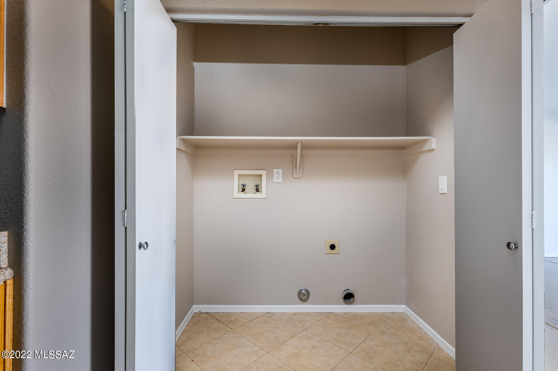 Elliott Homes At Rita Ranch (1-521) - Residential