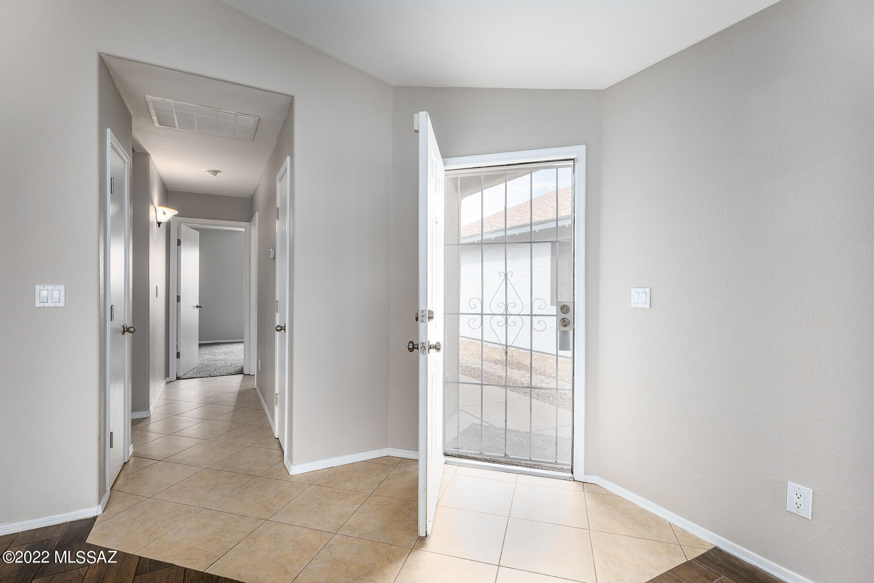Elliott Homes At Rita Ranch (1-521) - Residential