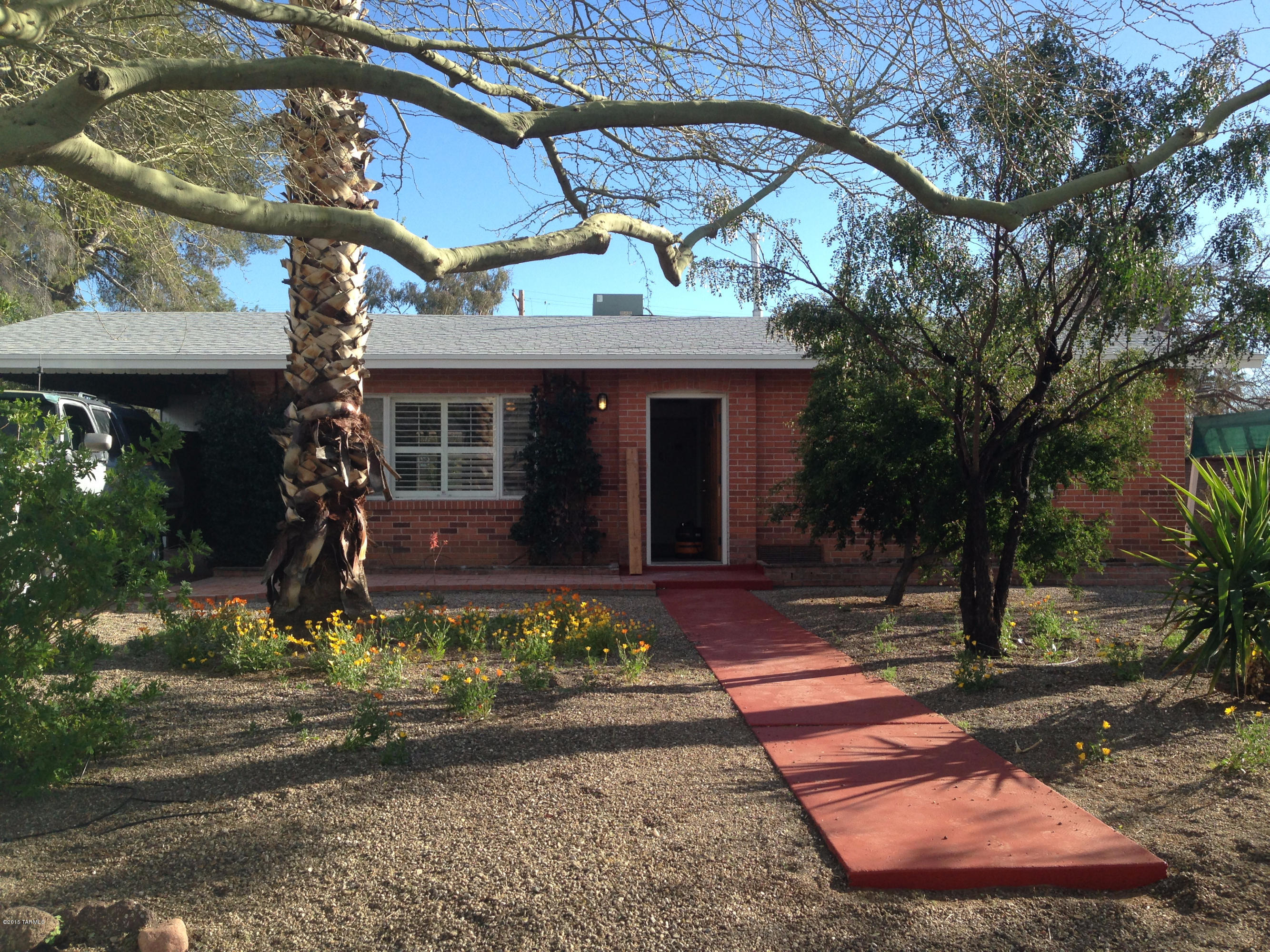 Casa Solariega - Residential Lease