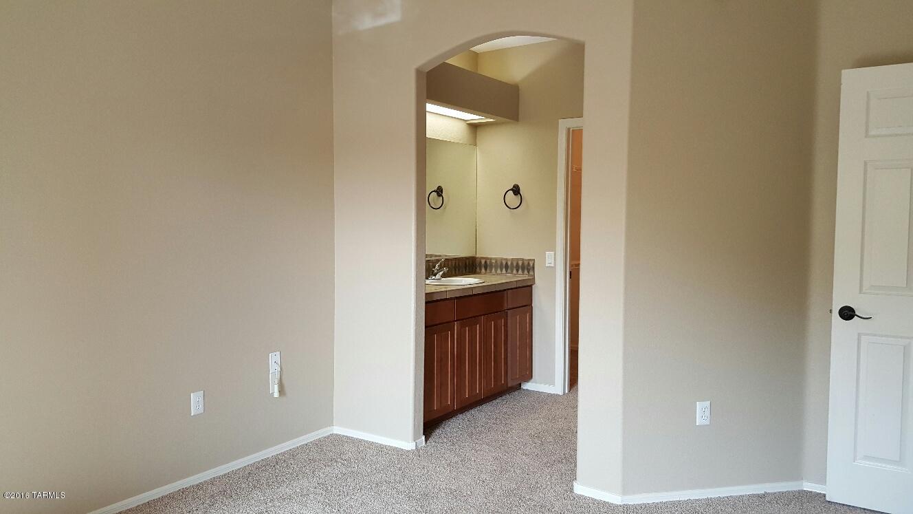 Pinnacle Canyon Condominium - Residential