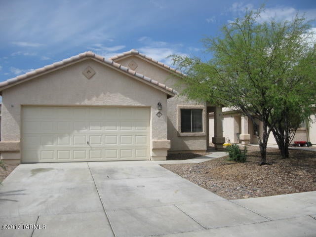 Built 1999. Gated community, 3br + DEN/2BA with 2 living areas, neutral colors, carpet/ceramic, open concept kitchen includes dishwasher, oven/stove, and fridge. Large walled-in yard features covered patio and an extended flagstone patio and raised planters. Home is close to park, PCC, YMCA/pool and mall. Pets are subject to approval. Washer/Dryer are ''as-is''. 2 car garage. Security Deposit $1,595 *** RENTAL RATE REFLECTS A $65 CONCESSION IN EXCHANGE FOR TENANT'S AGREEMENT TO CHANGE HVAC FILTERS MONTHLY. RENTAL RATES ARE $65/MO HIGHER THAN STATED W/O CONCESSION.***