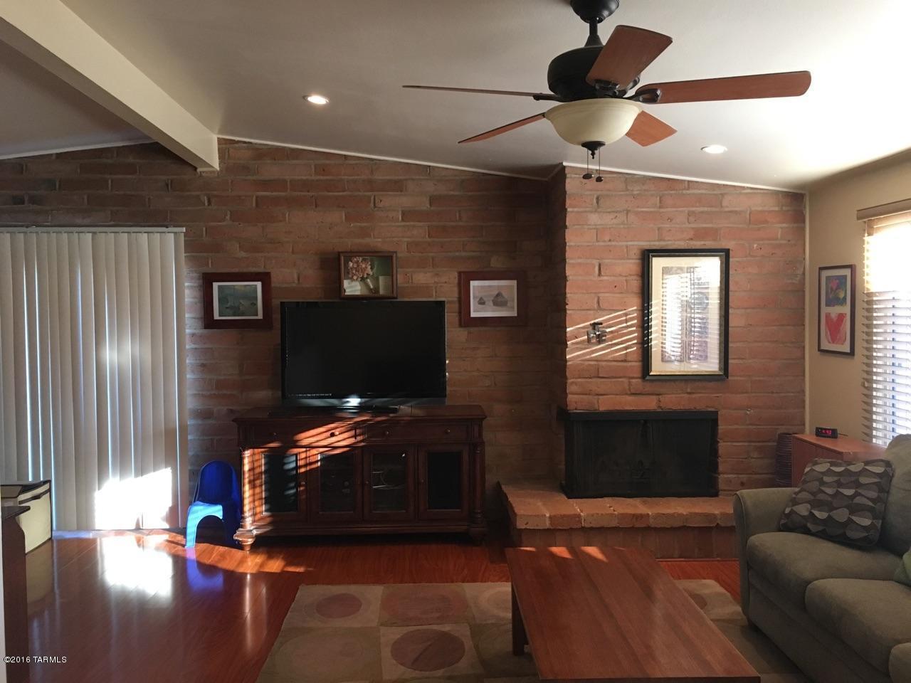 Kingston Knolls Terrace - Residential