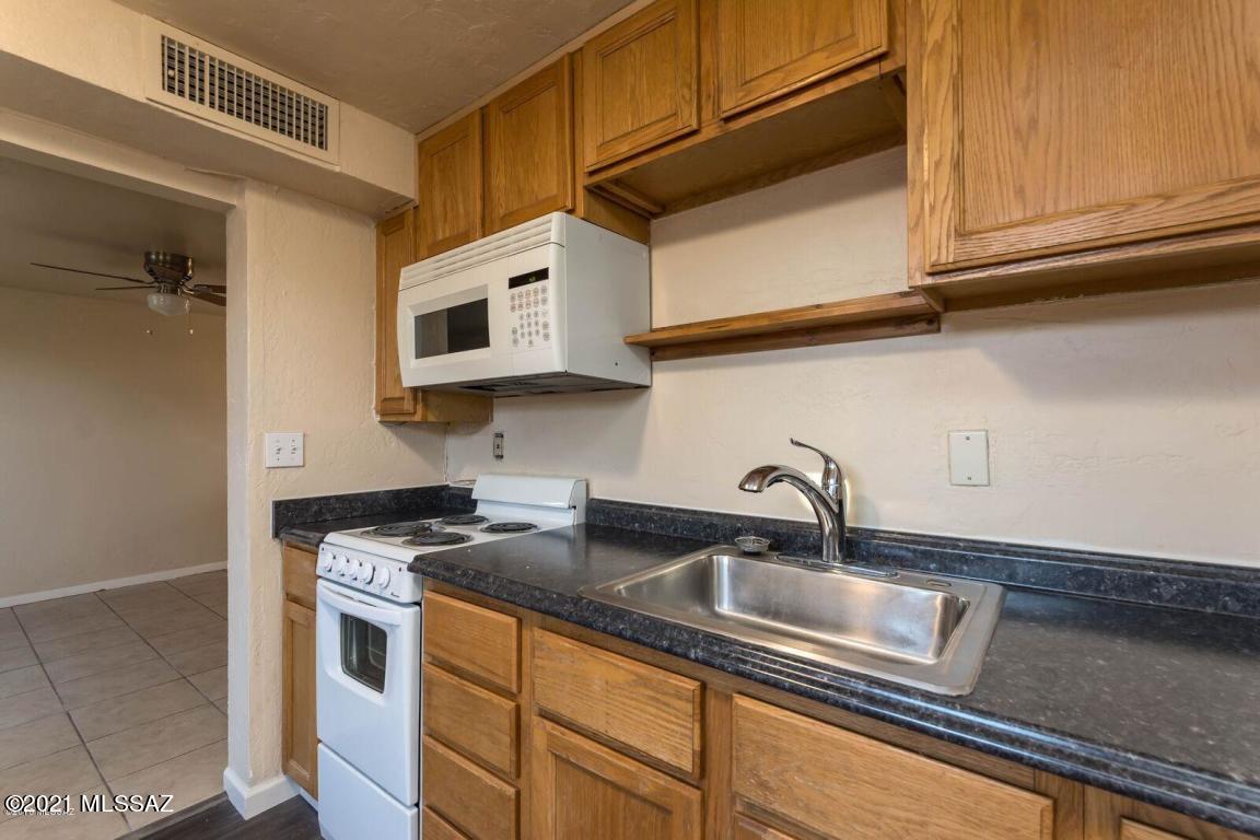 Campbell Ave. Acres - Residential