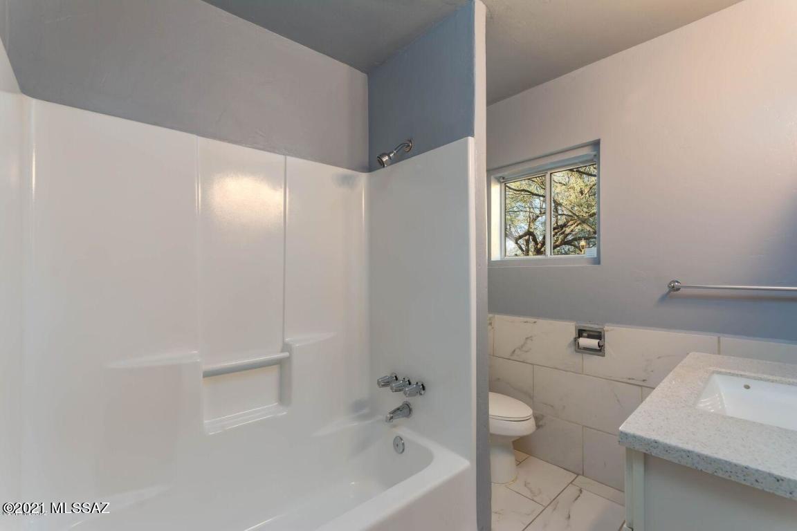 Campbell Ave. Acres - Residential