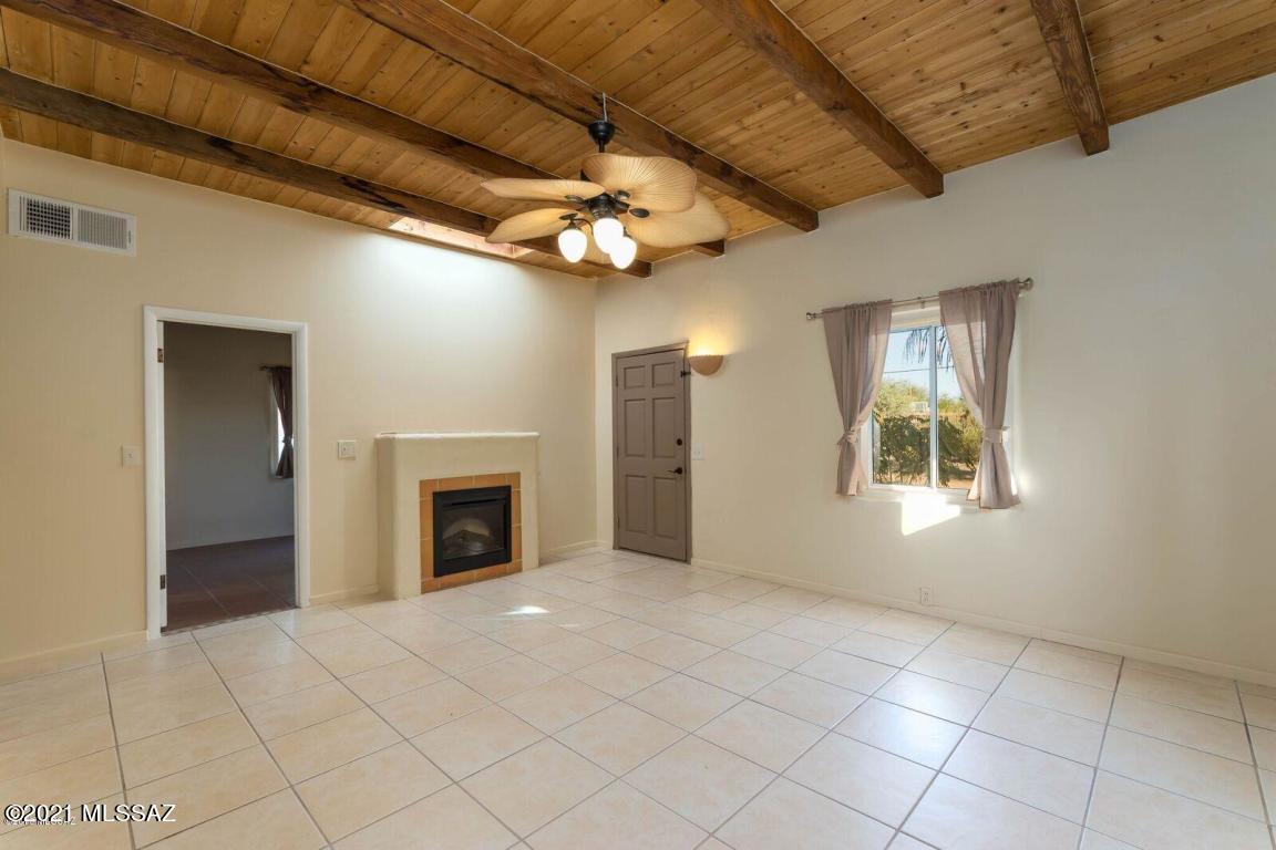 Campbell Ave. Acres - Residential
