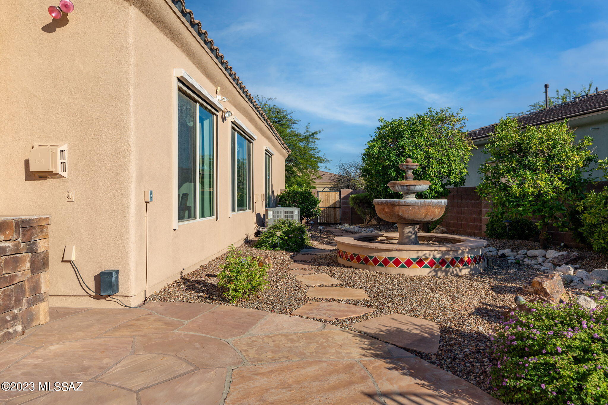 Sabino Mountain (1-290) - Residential