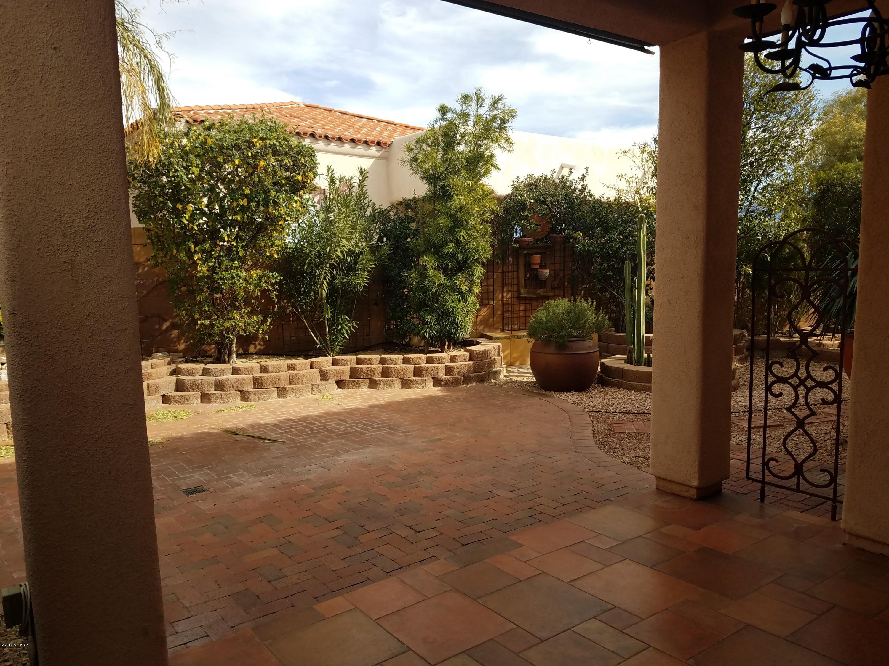 Fairway Vistas (1-27) - Residential Lease