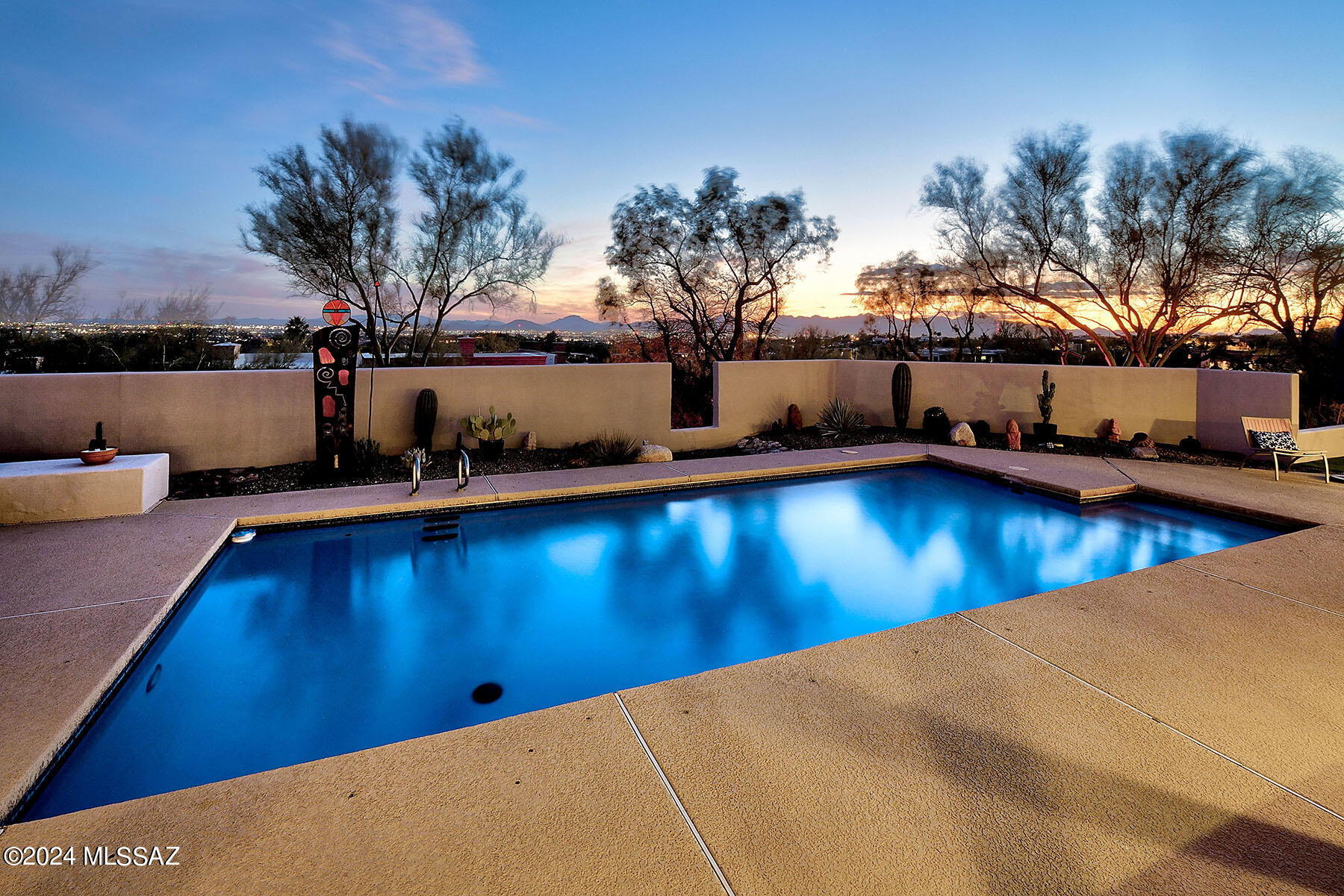 Catalina Foothills Estates NO. 10 (1-72) - Residential