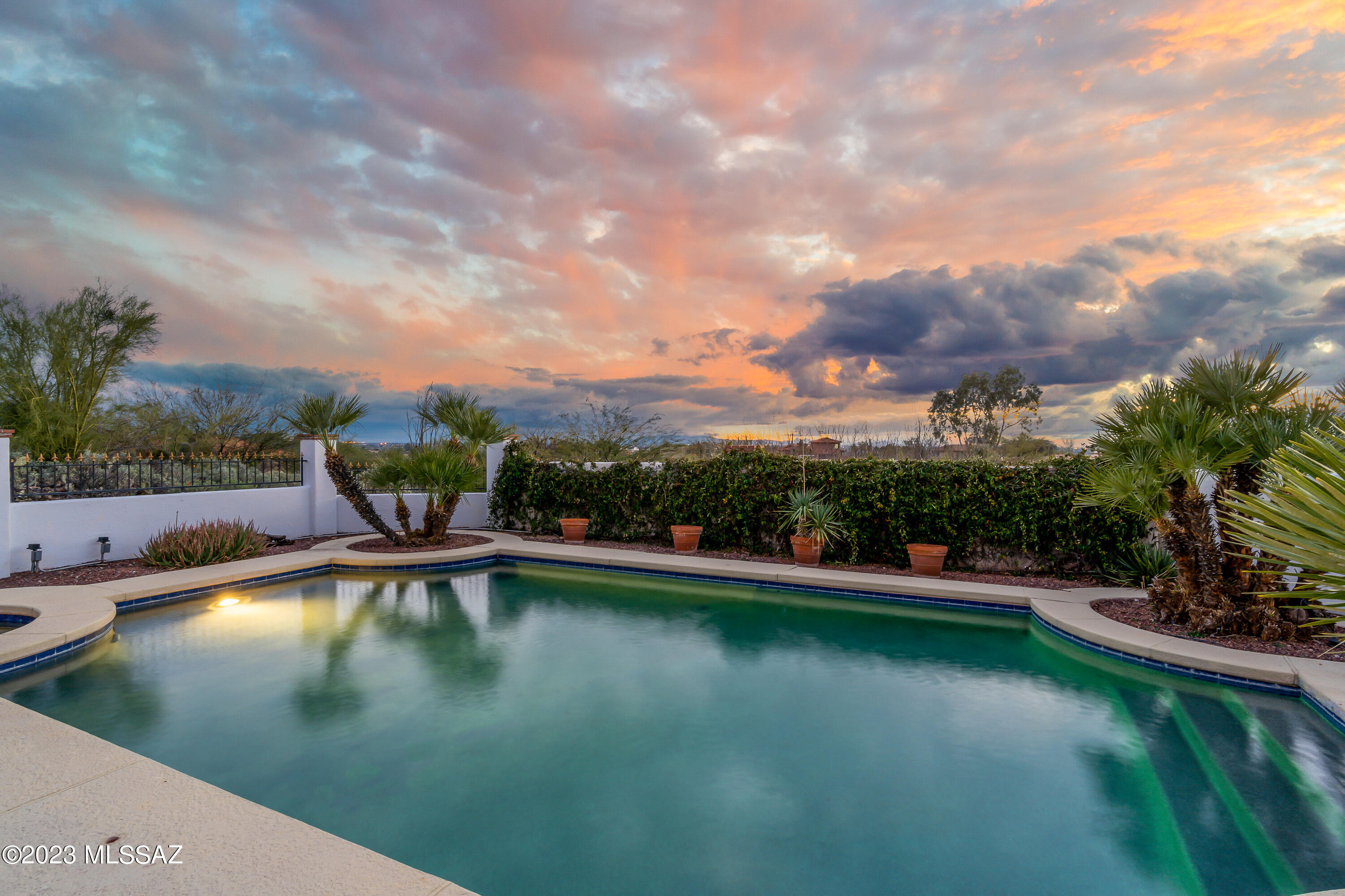Catalina Del Sol (1-71) - Residential
