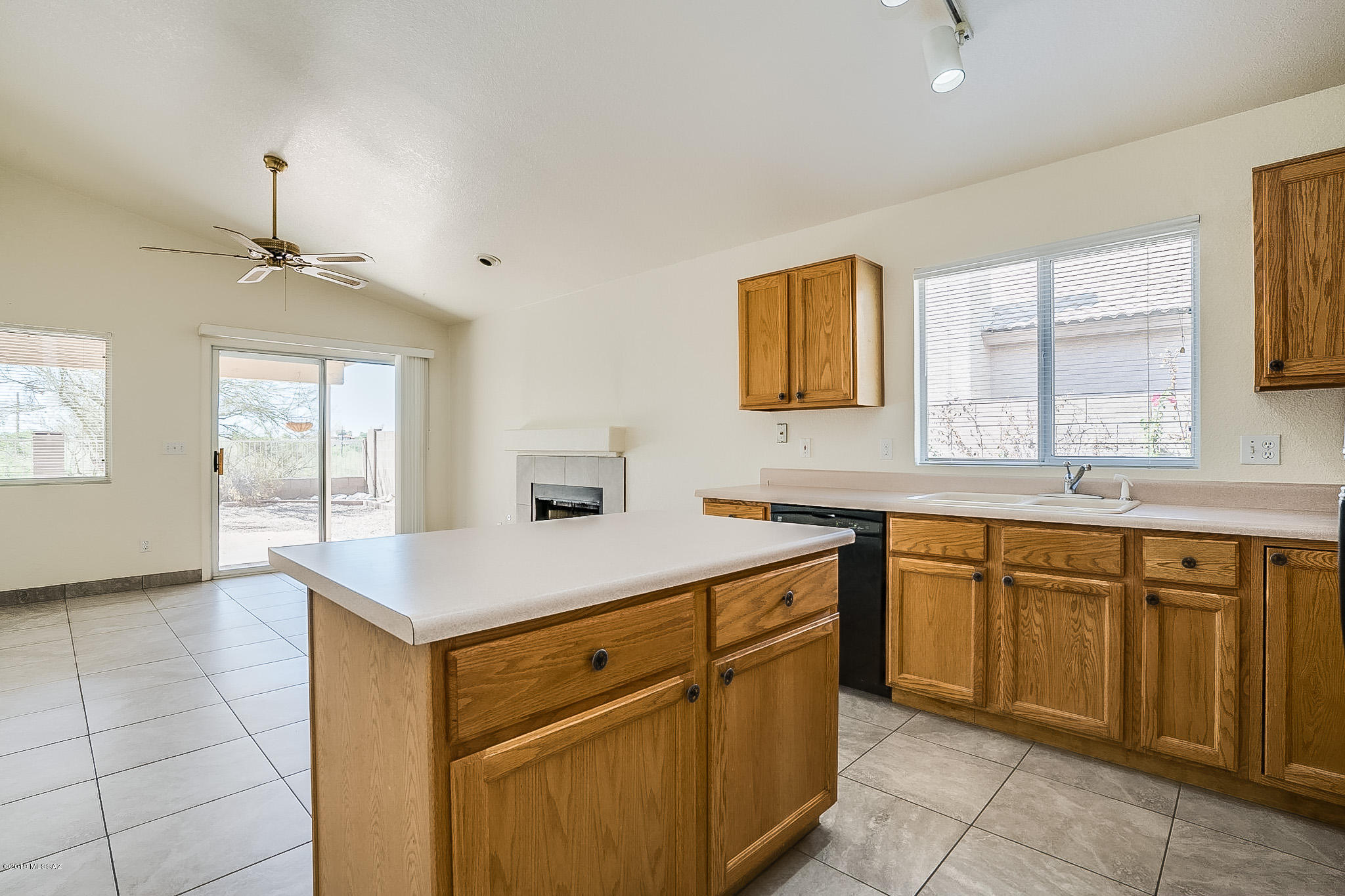 La Cholla Ridge (1-77) - Residential Lease