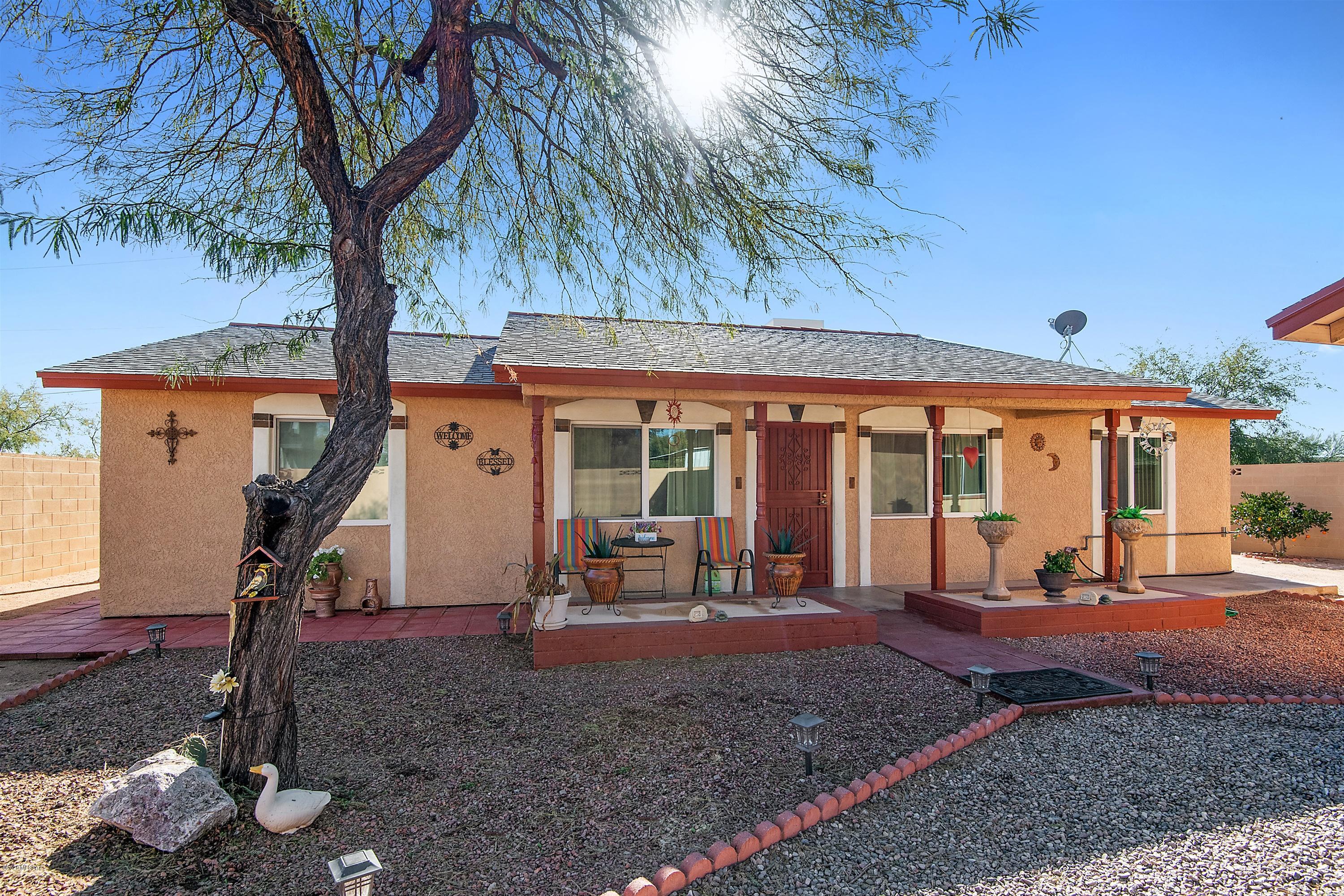 Amazing 3 bed and 2 bath with gate provides a private enclave perfect for entertaining! 

Inside this home is super clean, move-in ready with oversized living areas and all tile flooring. Formal living and dining allow for different configurations and the family room is super sized with a large fireplace perfect for get-together! Enclosed patio and private yard allow for maximum outdoor/ indoor living. Detached garage allows for workshop and lots of parking space. 

Pride of ownership is shown throughout this home and it shows. No HOA makes for a great opportunity for those with hobbies or passions they need the space for. Priced to sell schedule your showing today.