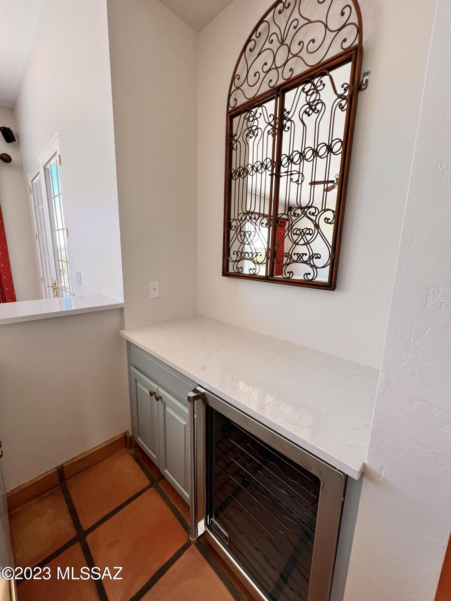 Regal Manor Estates (1-23) - Residential Lease