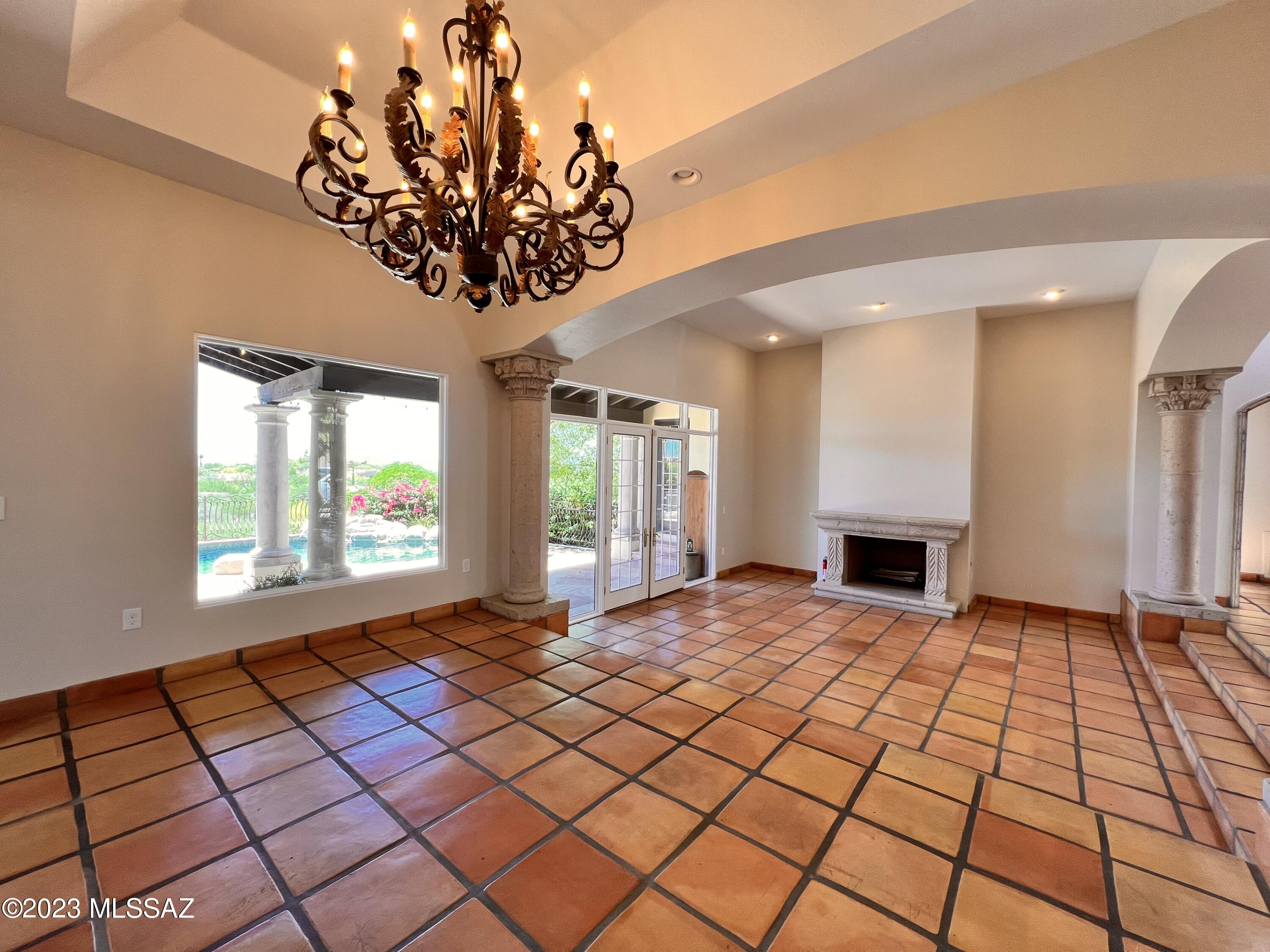 Regal Manor Estates (1-23) - Residential Lease