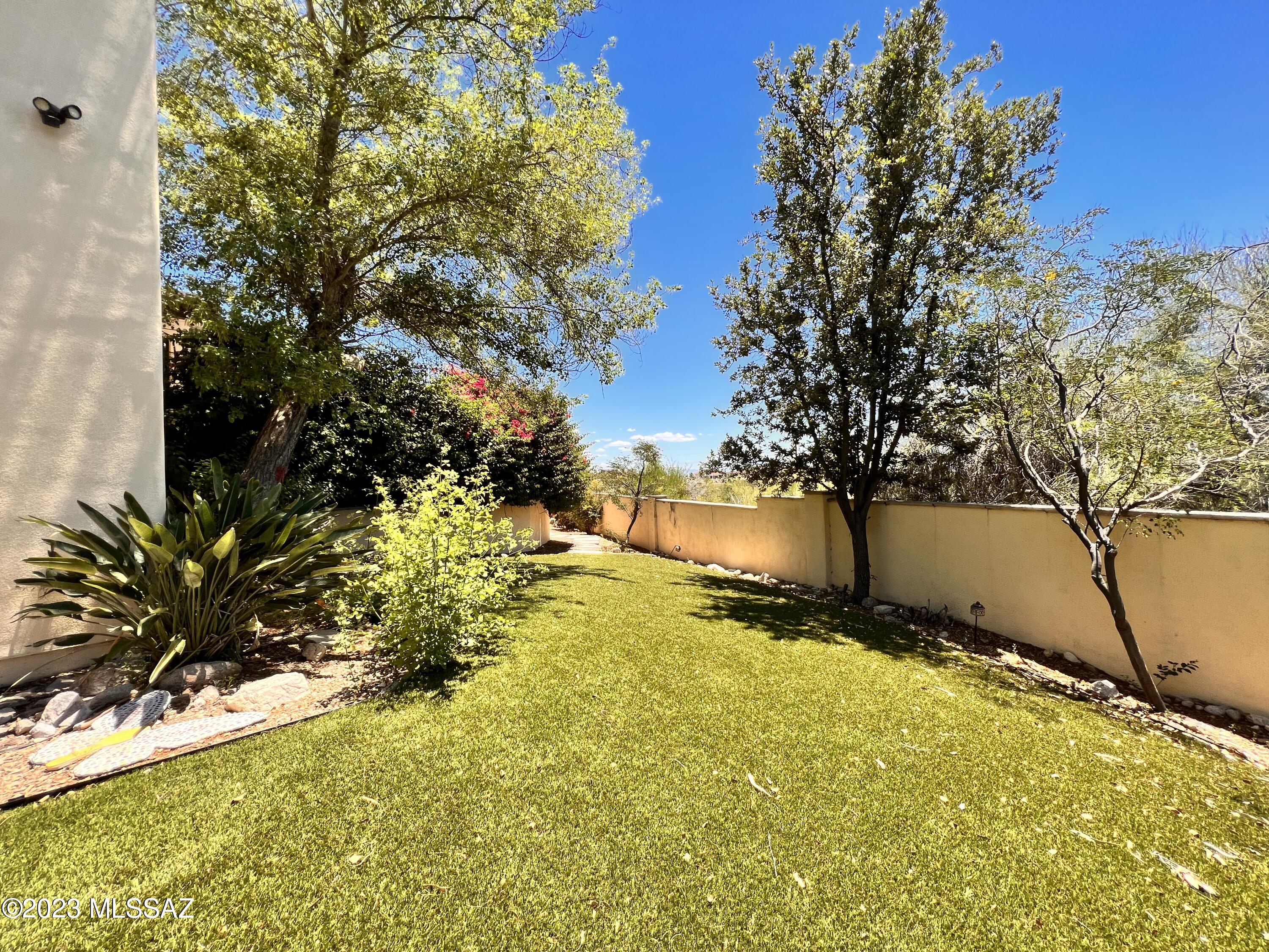 Regal Manor Estates (1-23) - Residential Lease