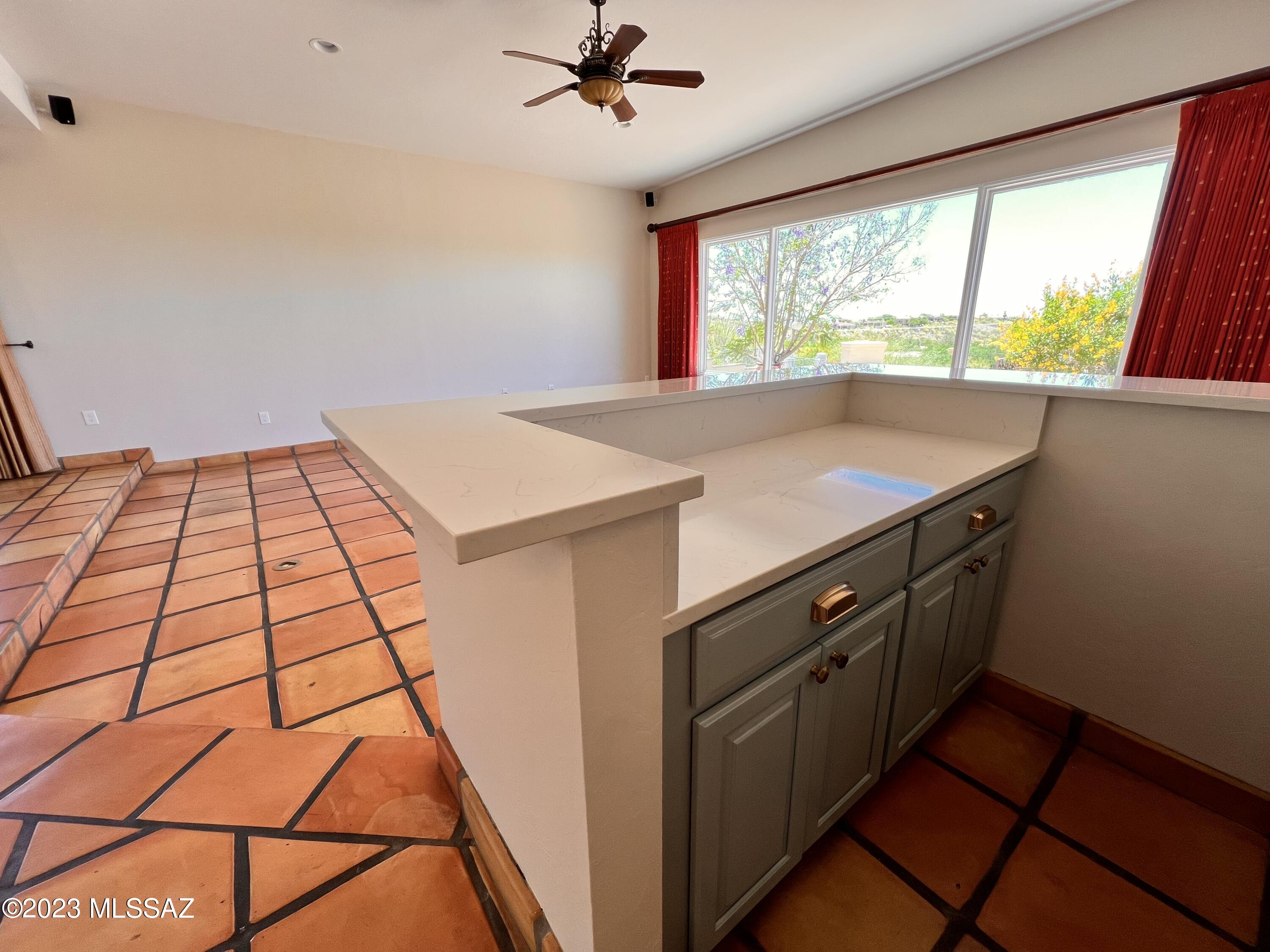 Regal Manor Estates (1-23) - Residential Lease