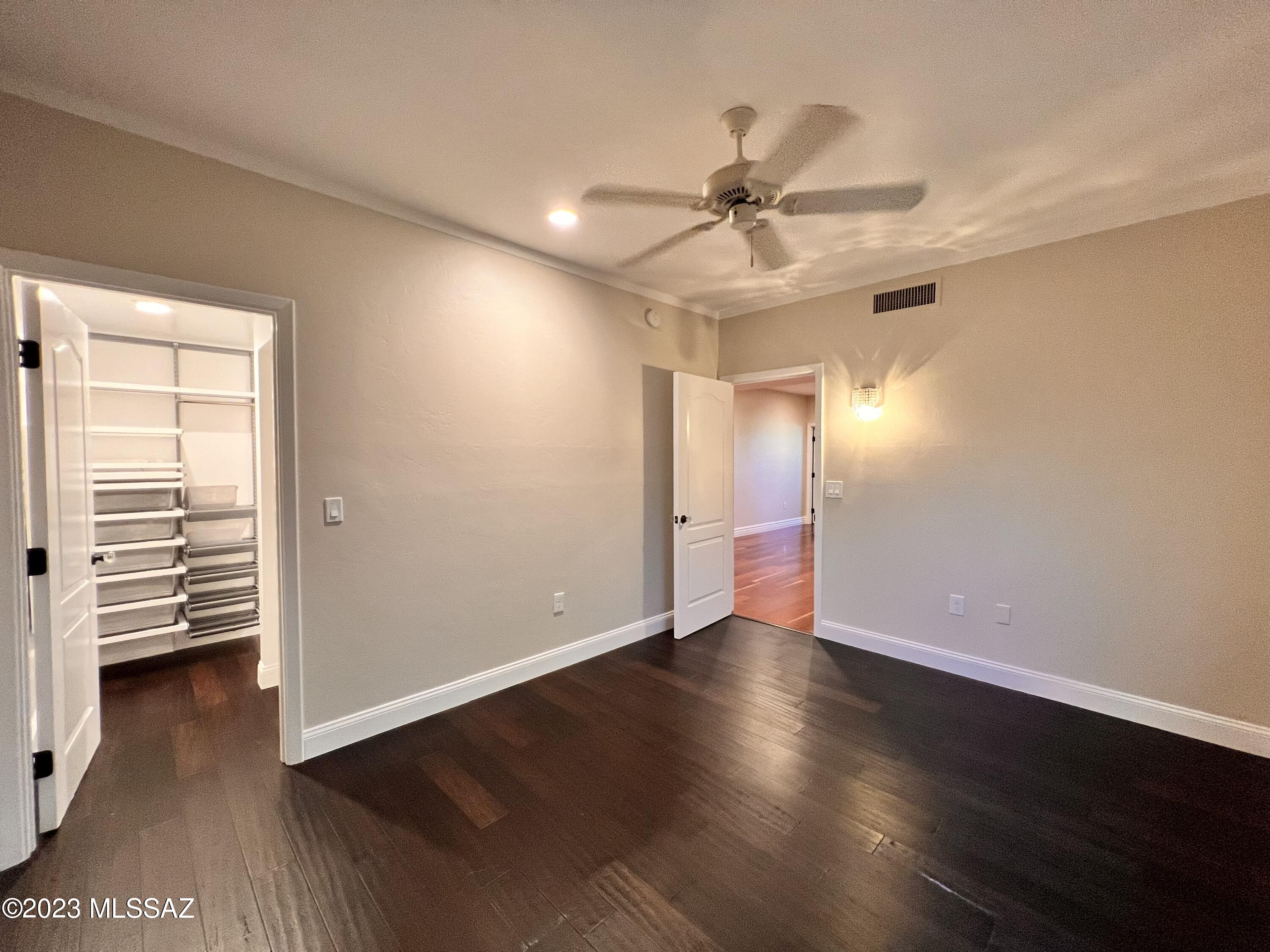 Regal Manor Estates (1-23) - Residential Lease