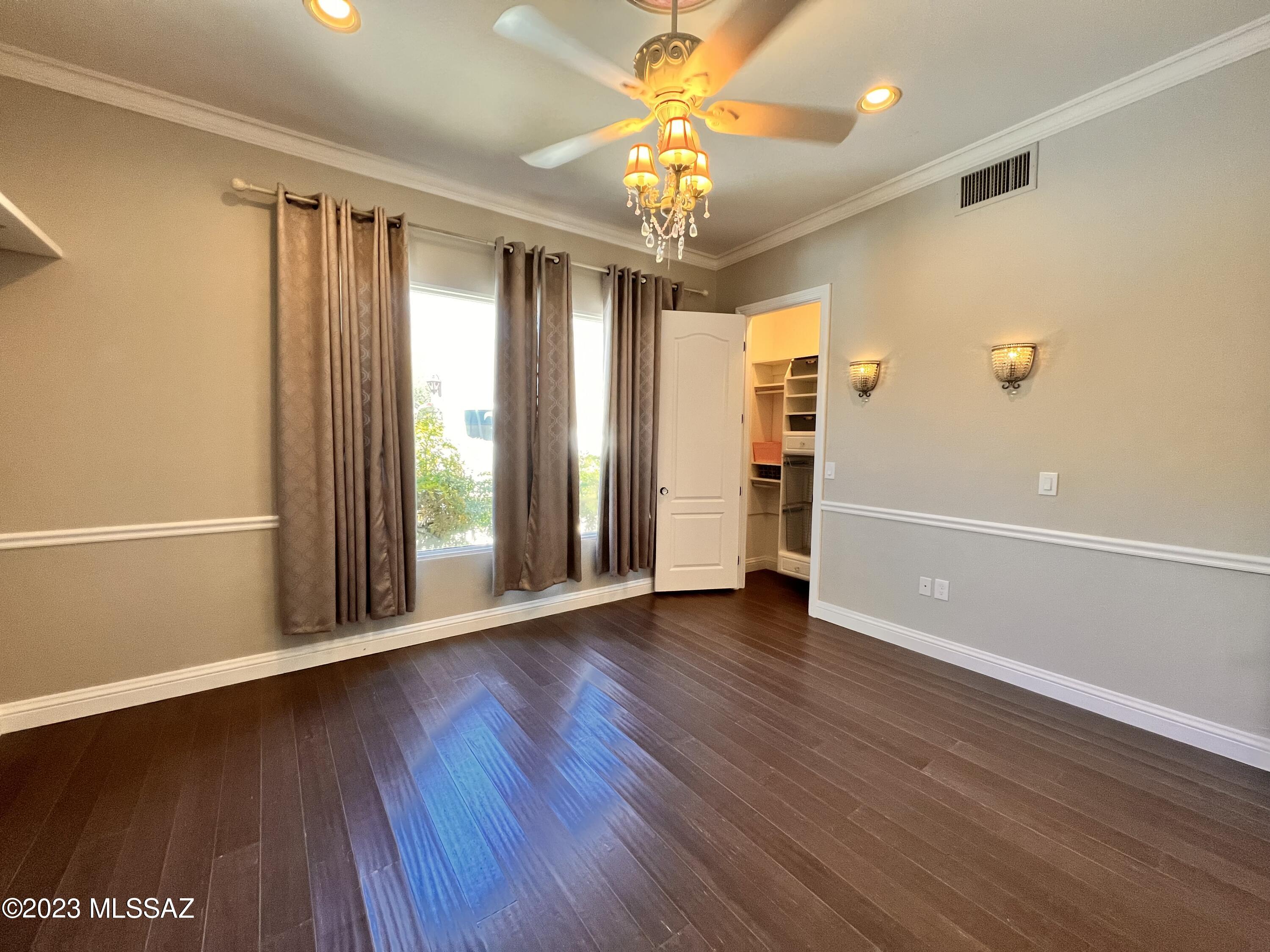 Regal Manor Estates (1-23) - Residential Lease
