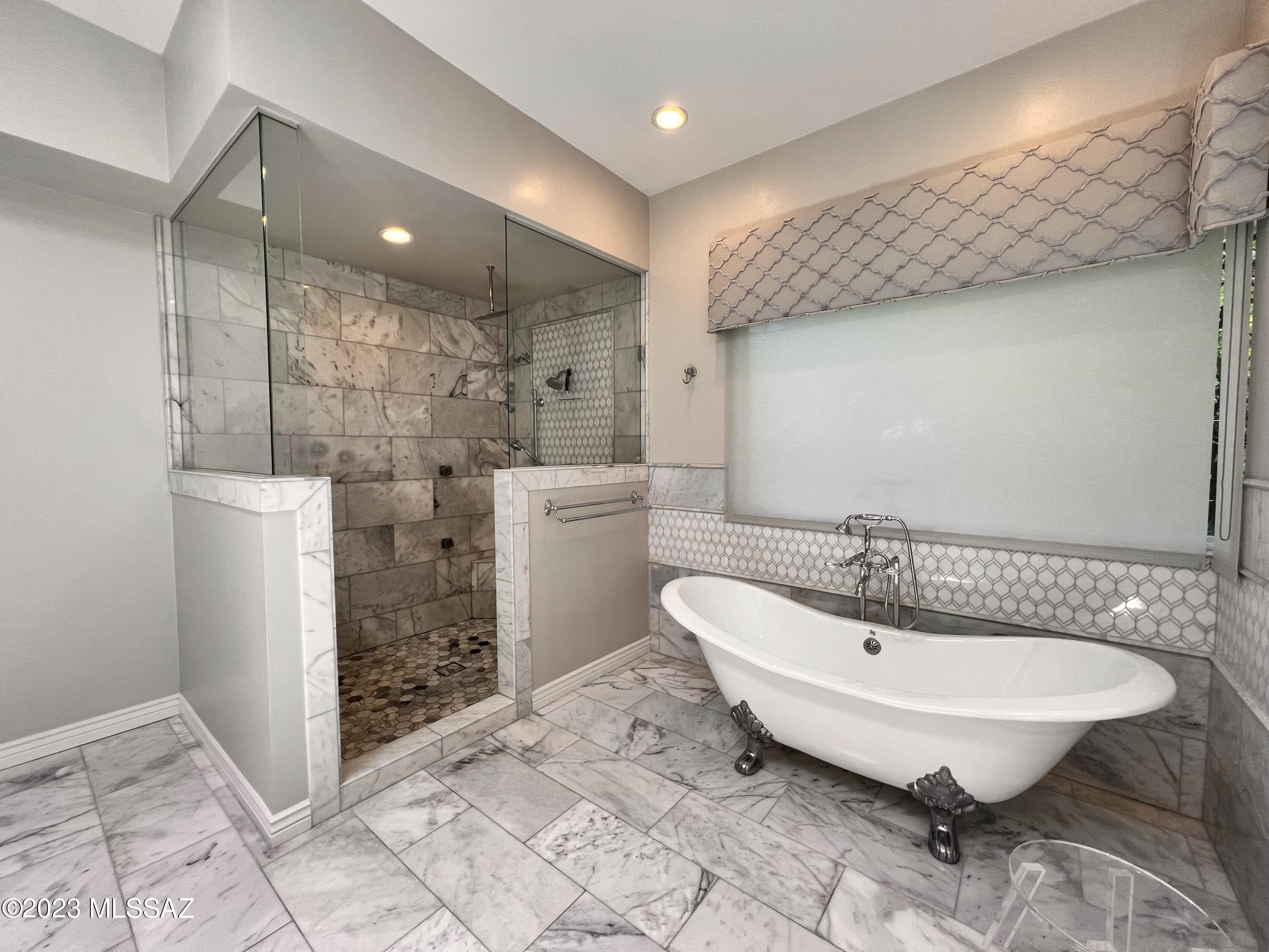 Regal Manor Estates (1-23) - Residential Lease
