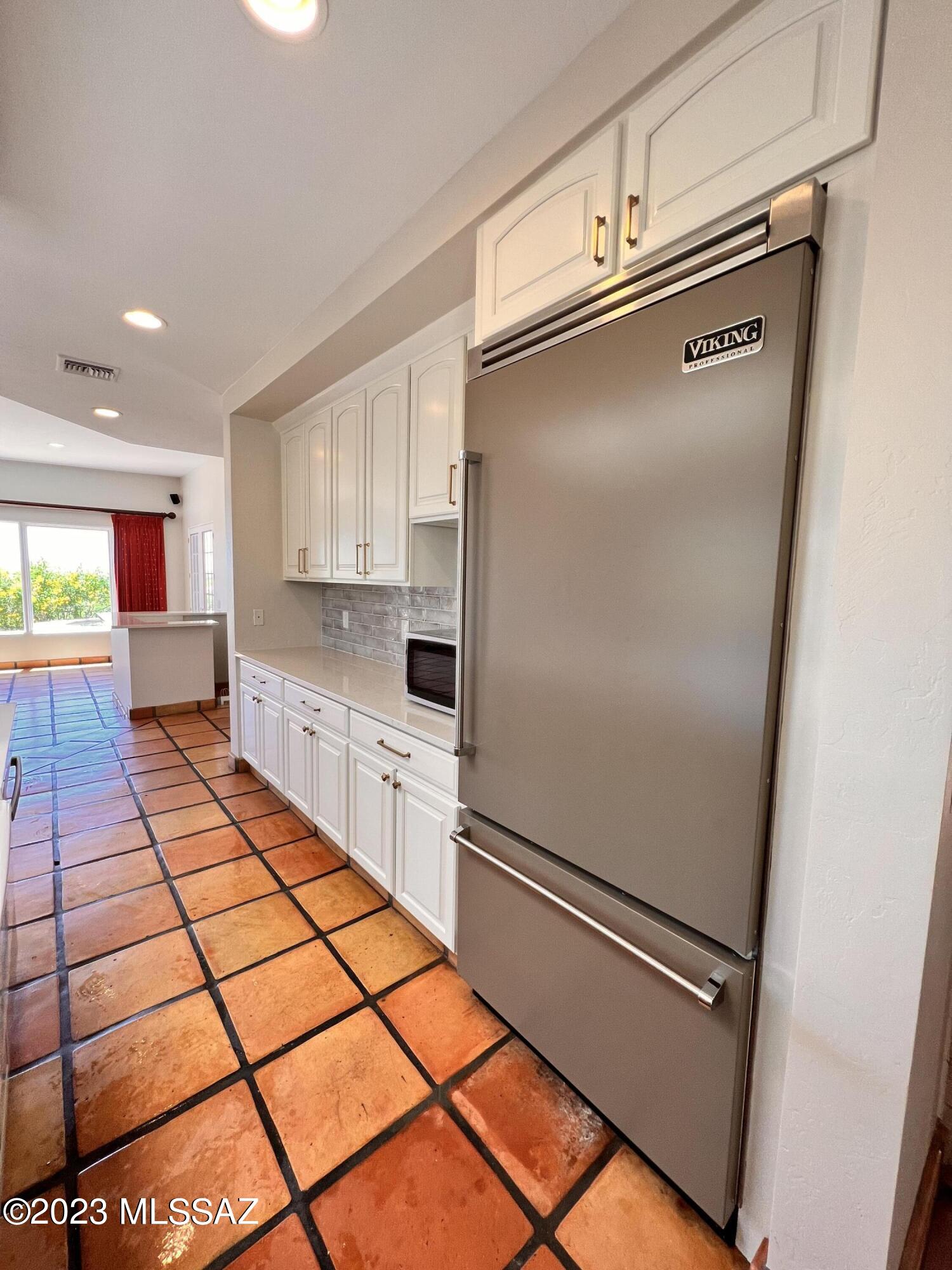 Regal Manor Estates (1-23) - Residential Lease