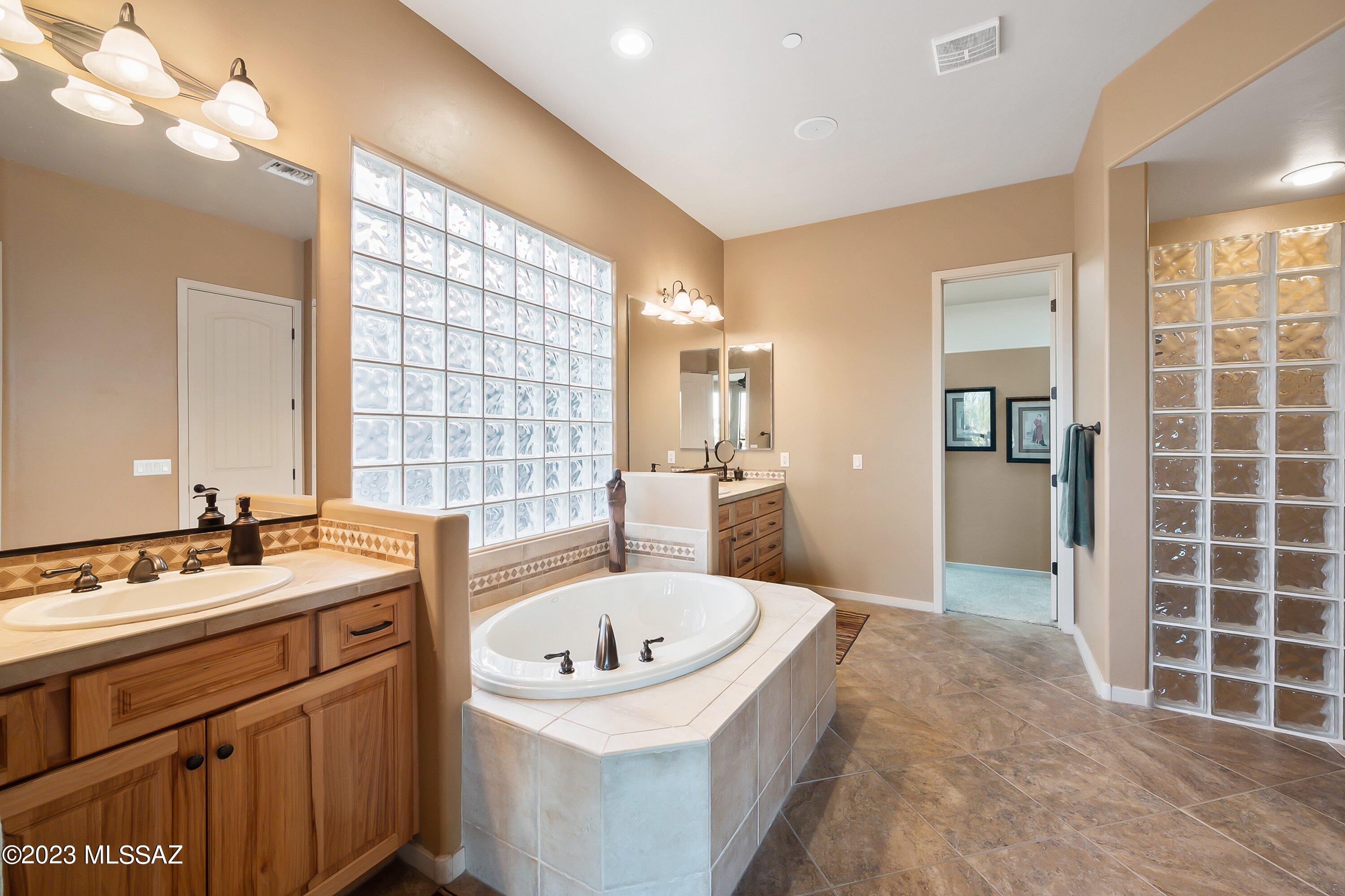Preserve at Dove Mountain (1-182) - Residential
