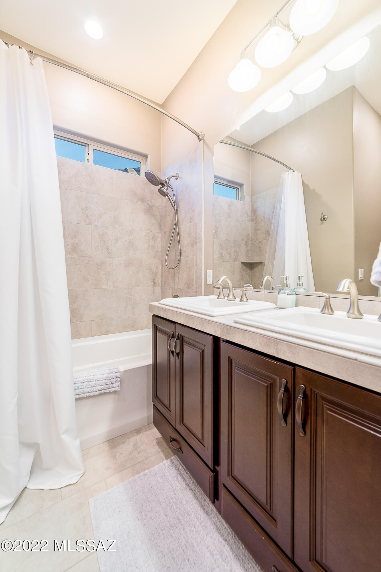 Eagles Rest SQ20152890001 - Residential