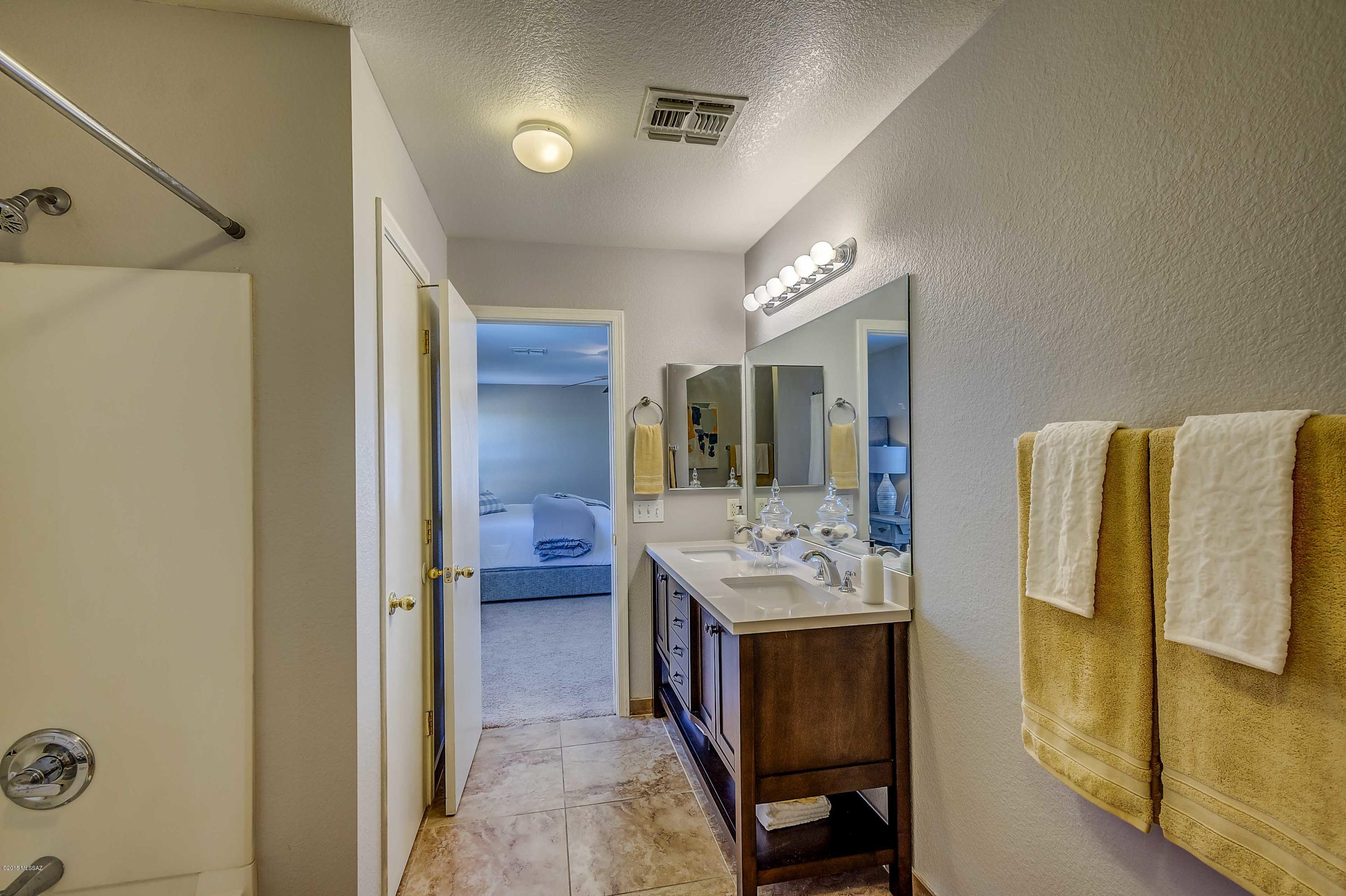 Rio Nuevo - Alameda (1-10) - Residential Lease