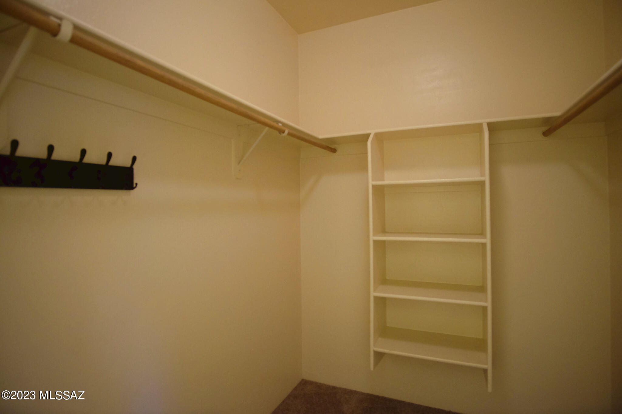 Barrio Rincon (1-82) - Residential Lease