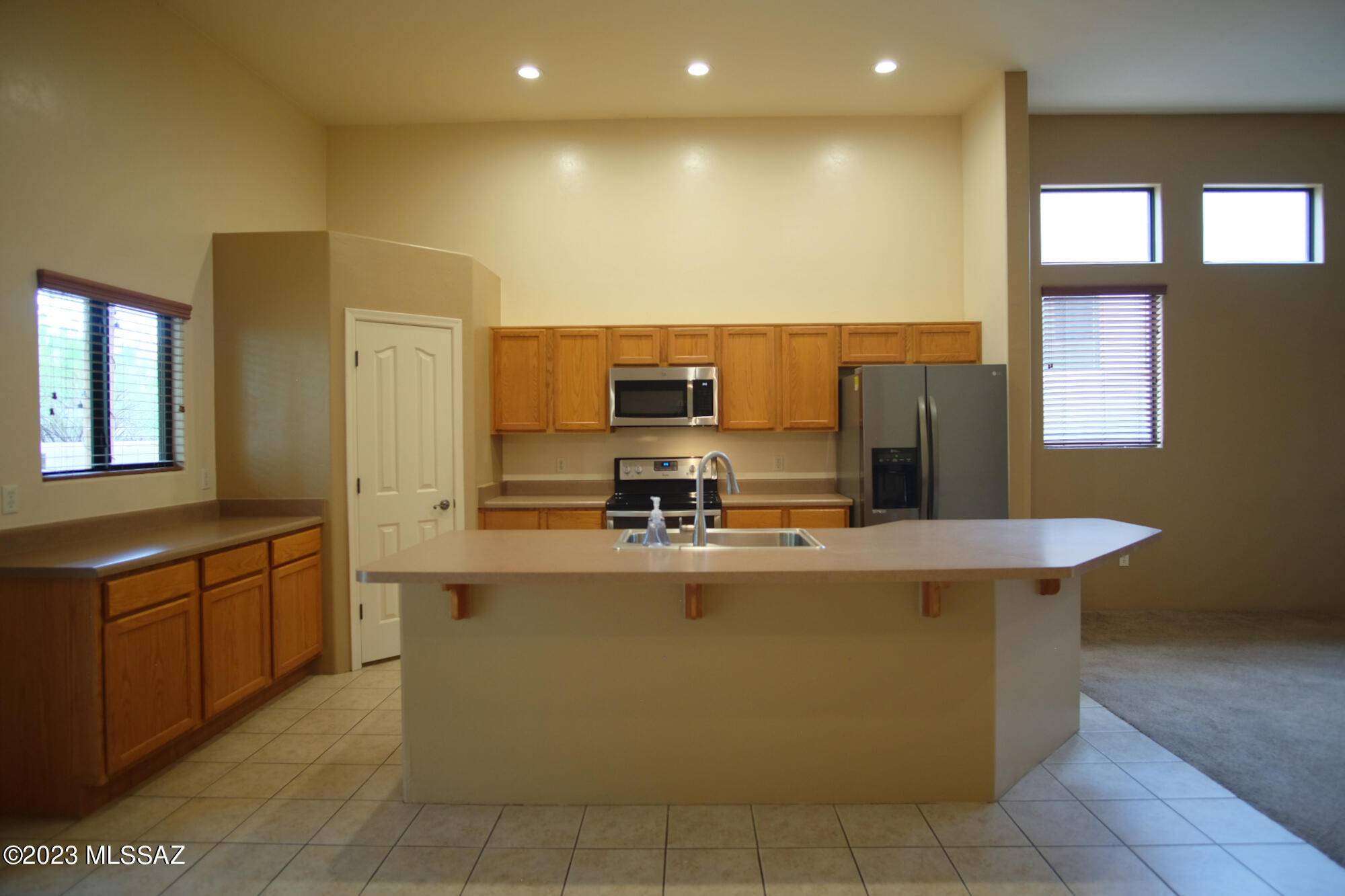 Barrio Rincon (1-82) - Residential Lease