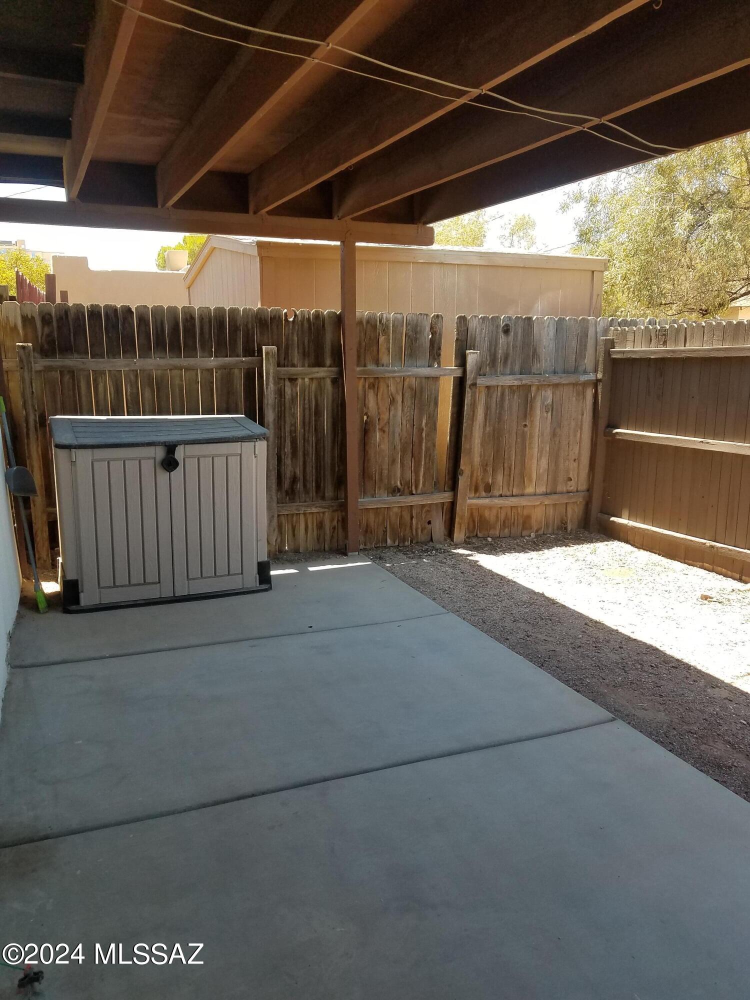 Feldmans Add - Residential Lease