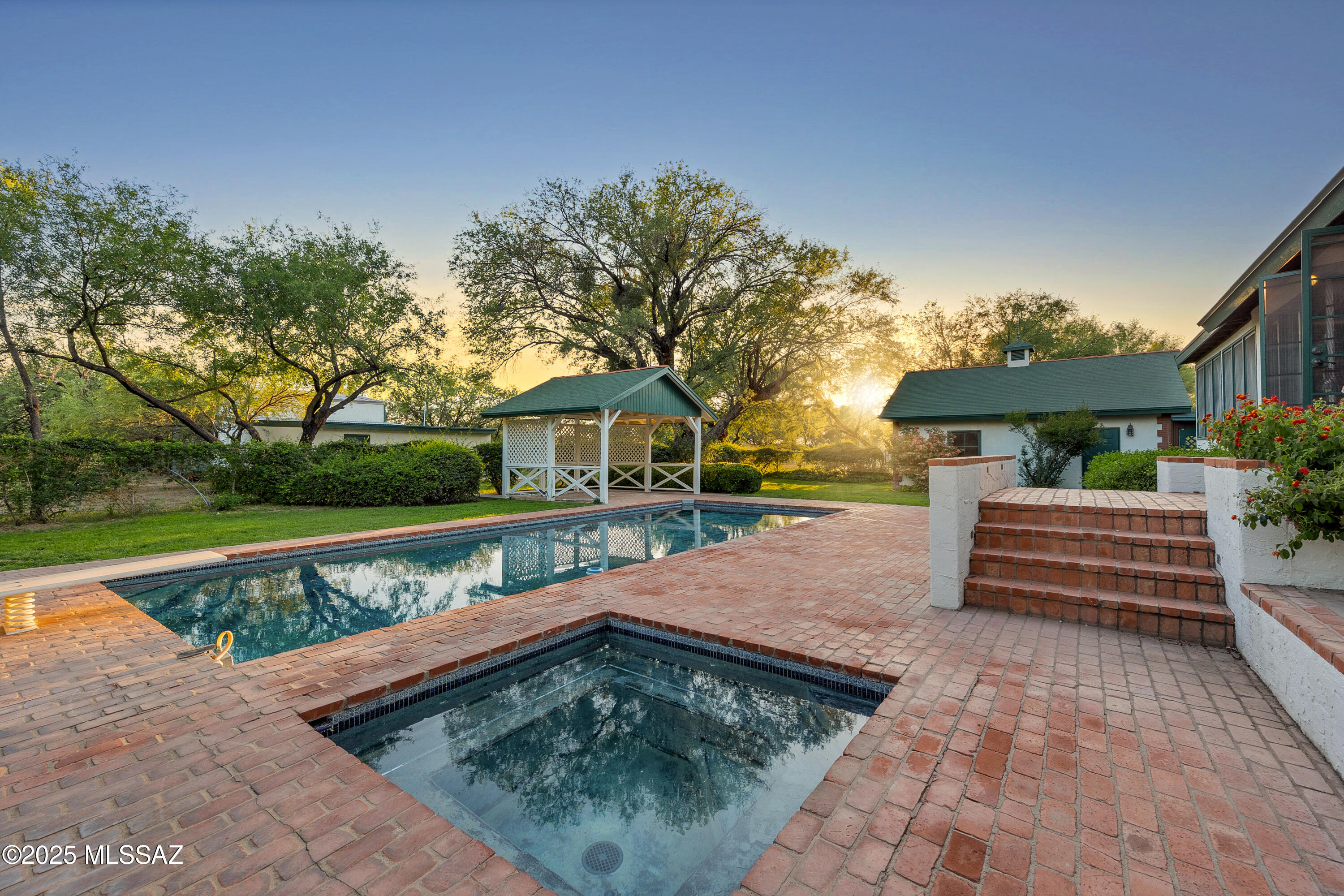 Tanque Verde Country Estates - Residential