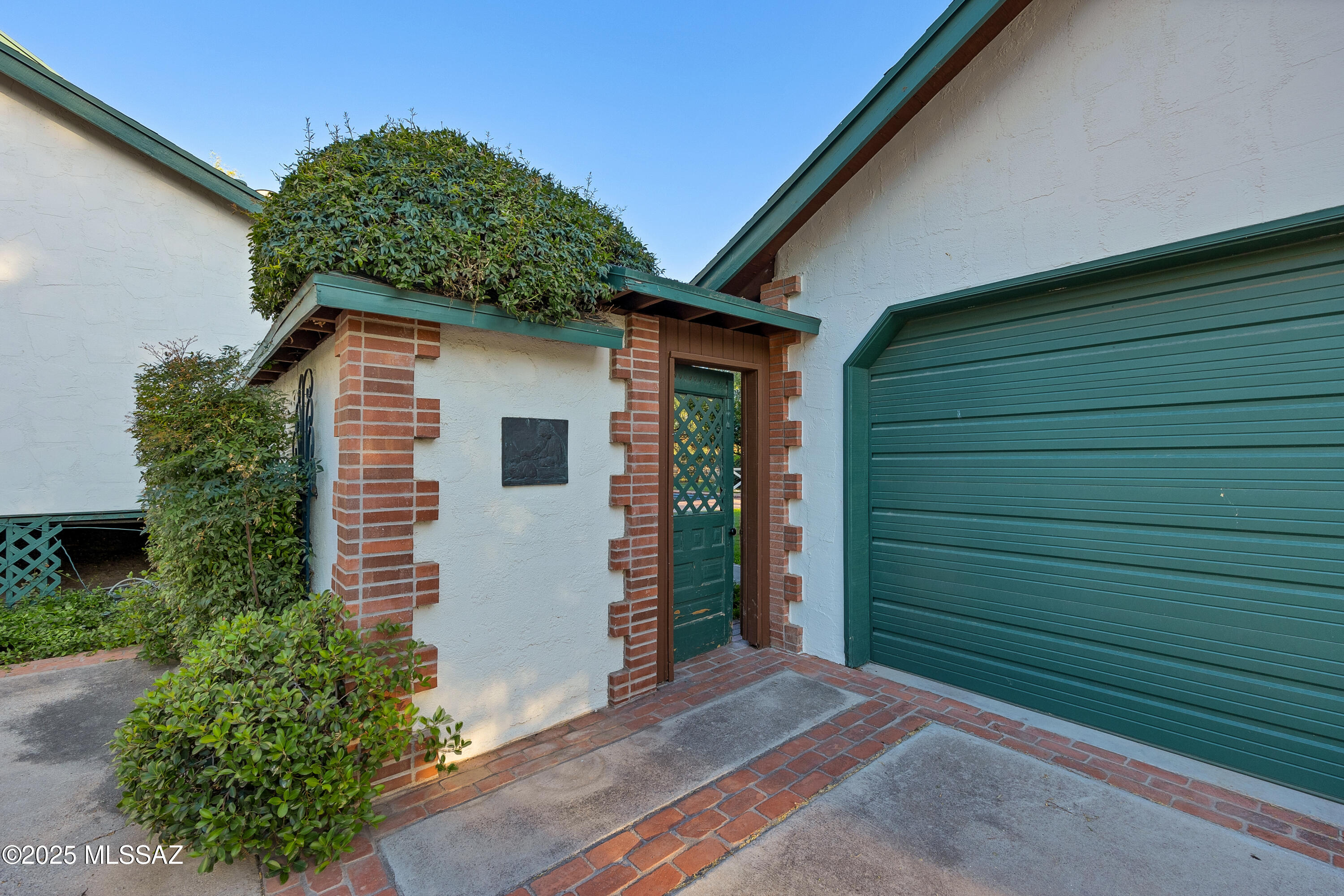 Tanque Verde Country Estates - Residential