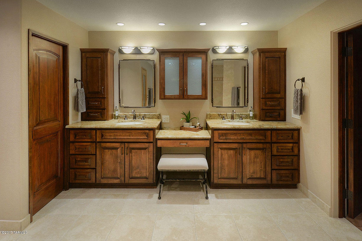 Catalina Foothills Est. NO. 10 (73-90, 119, 121, 123, 127-146) - Residential
