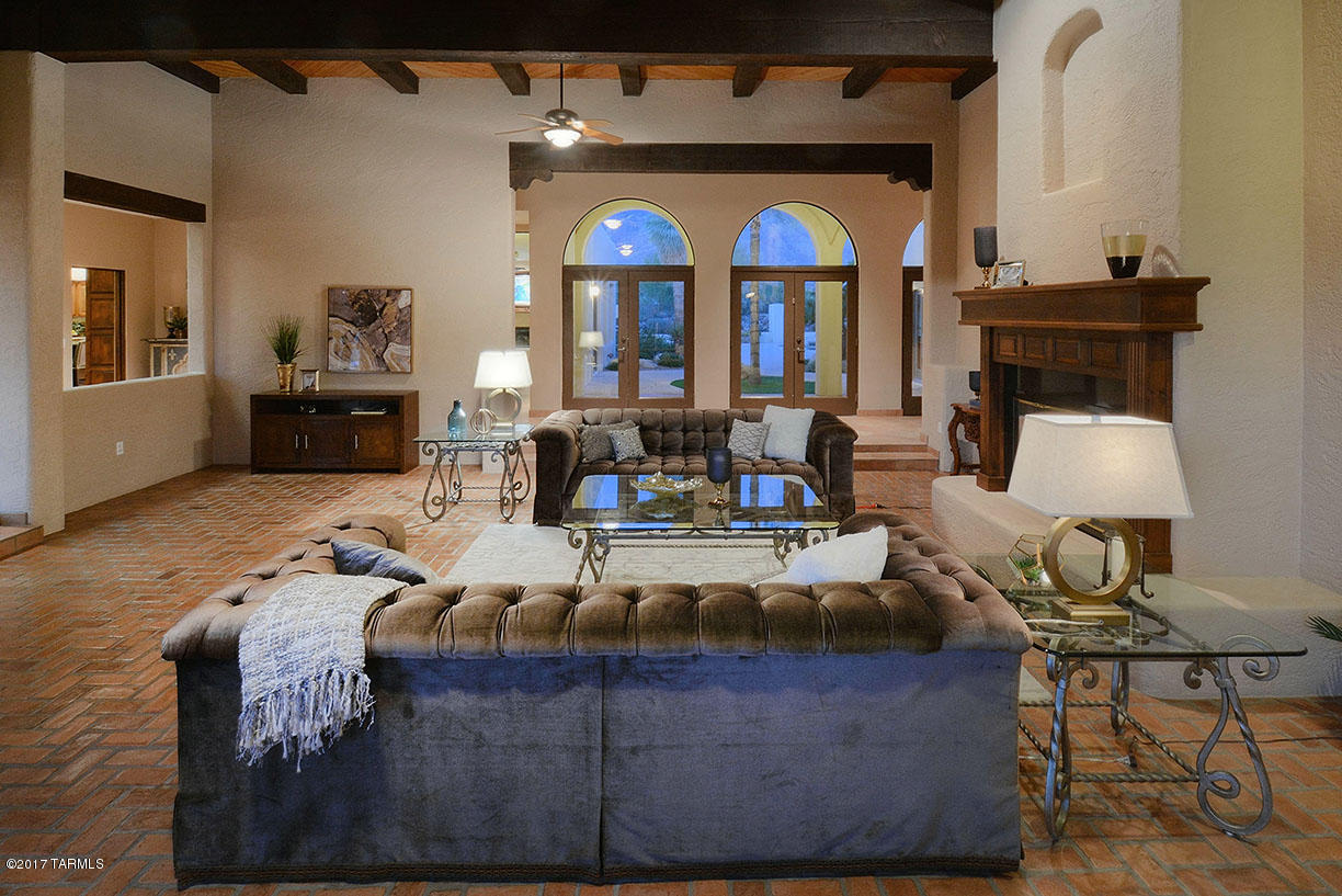 Catalina Foothills Est. NO. 10 (73-90, 119, 121, 123, 127-146) - Residential