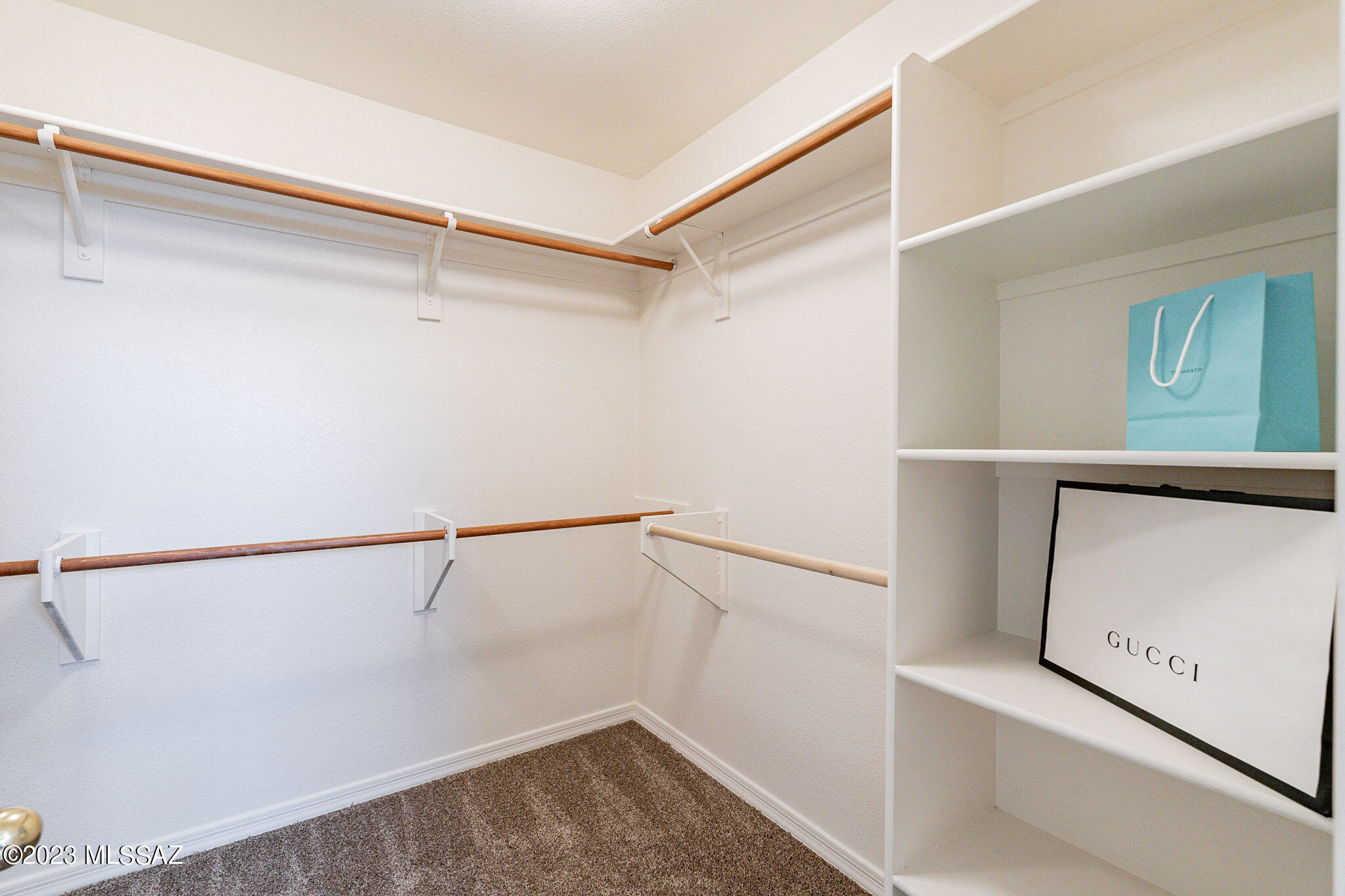 Presidio De Cancion (1-200) - Residential