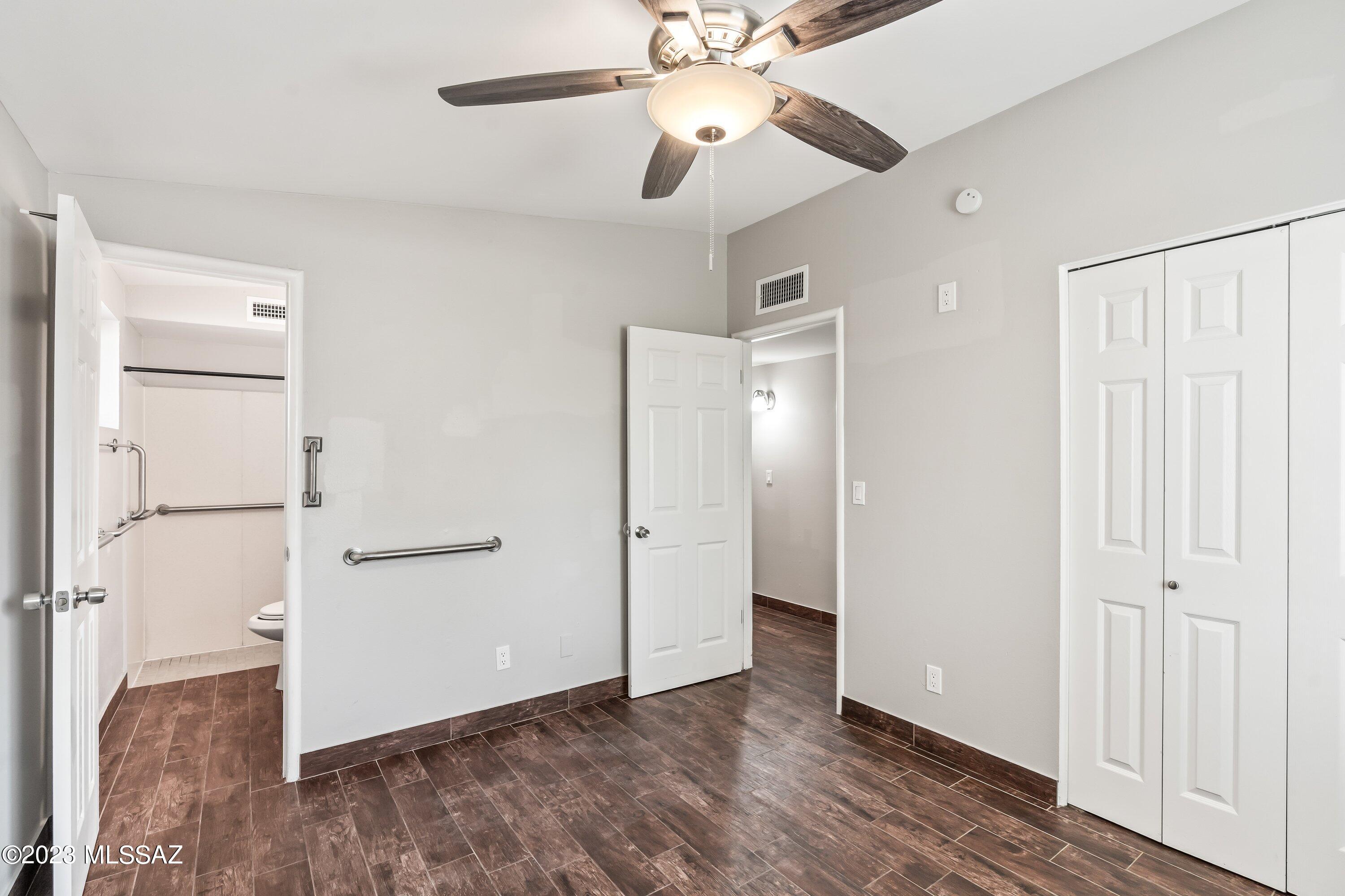 Centennial Park (1-160) - Residential