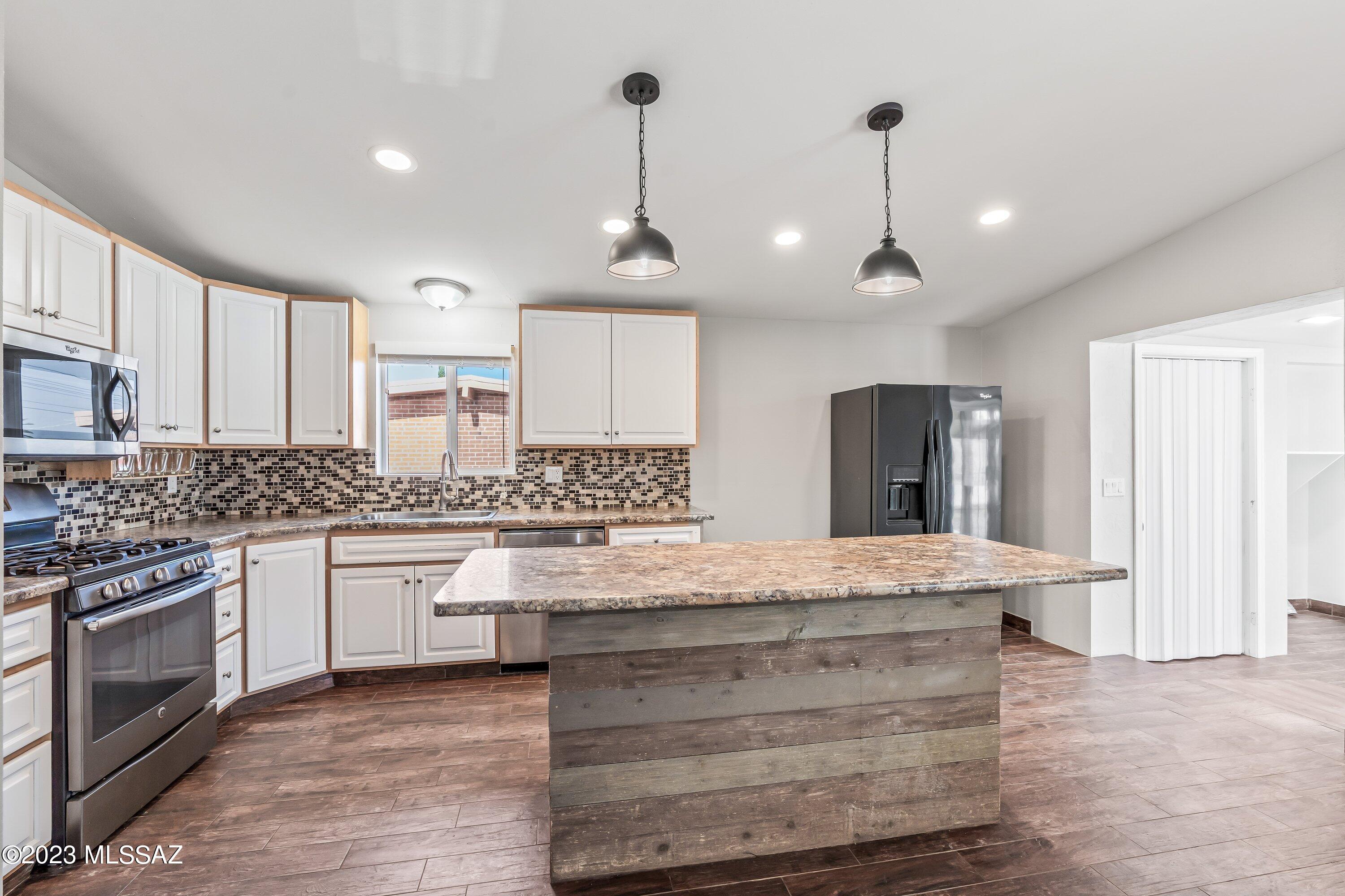 Centennial Park (1-160) - Residential