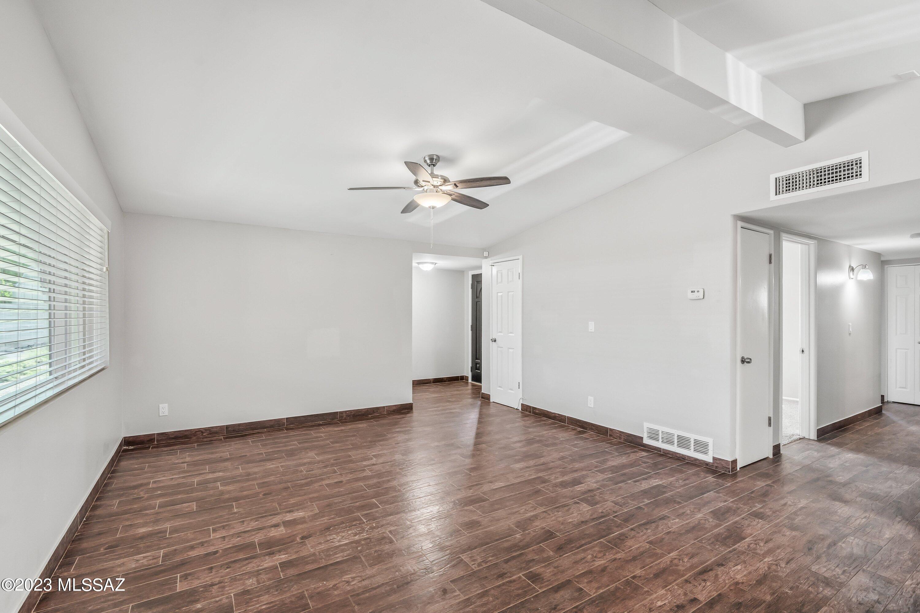Centennial Park (1-160) - Residential