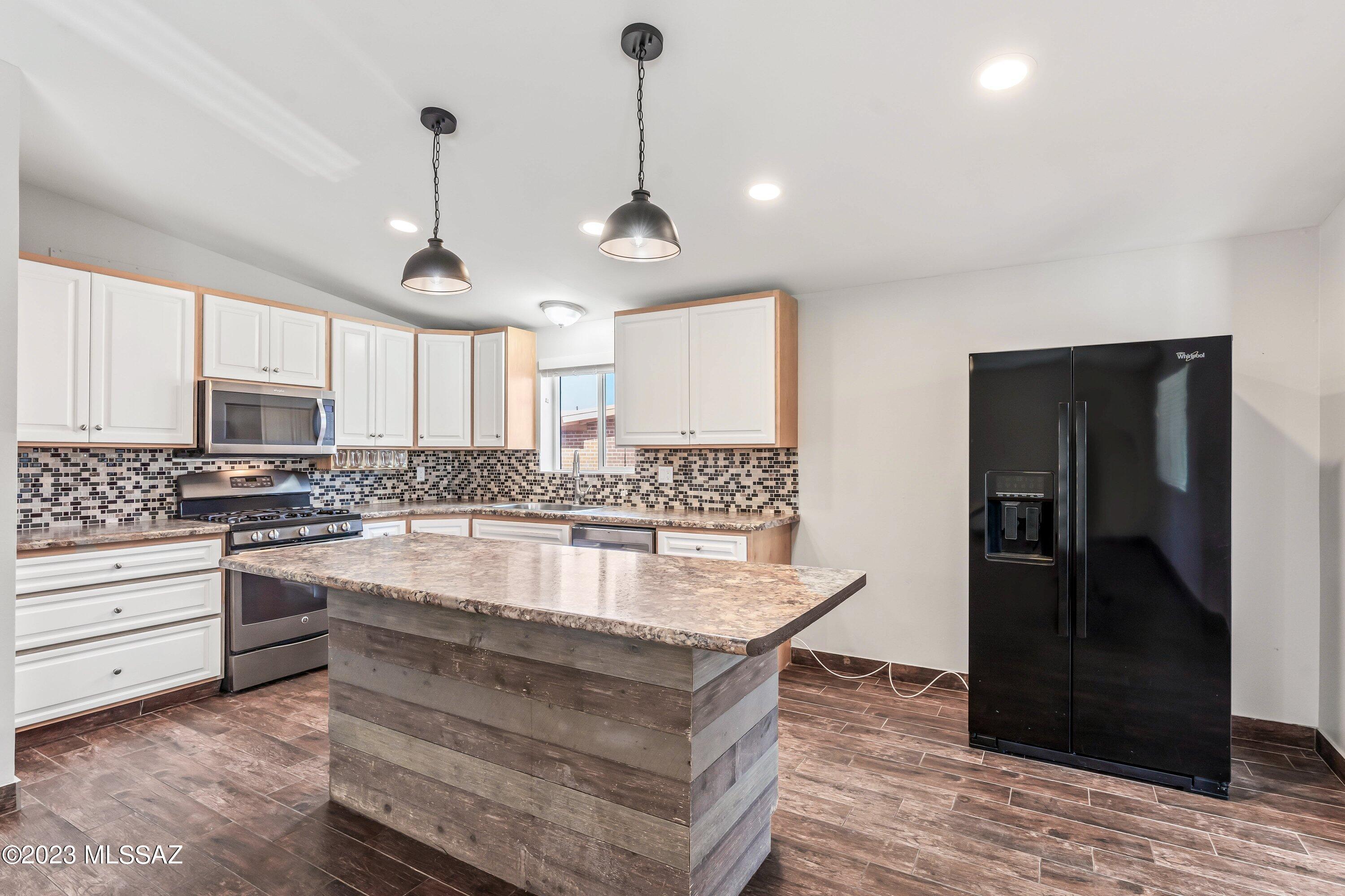 Centennial Park (1-160) - Residential