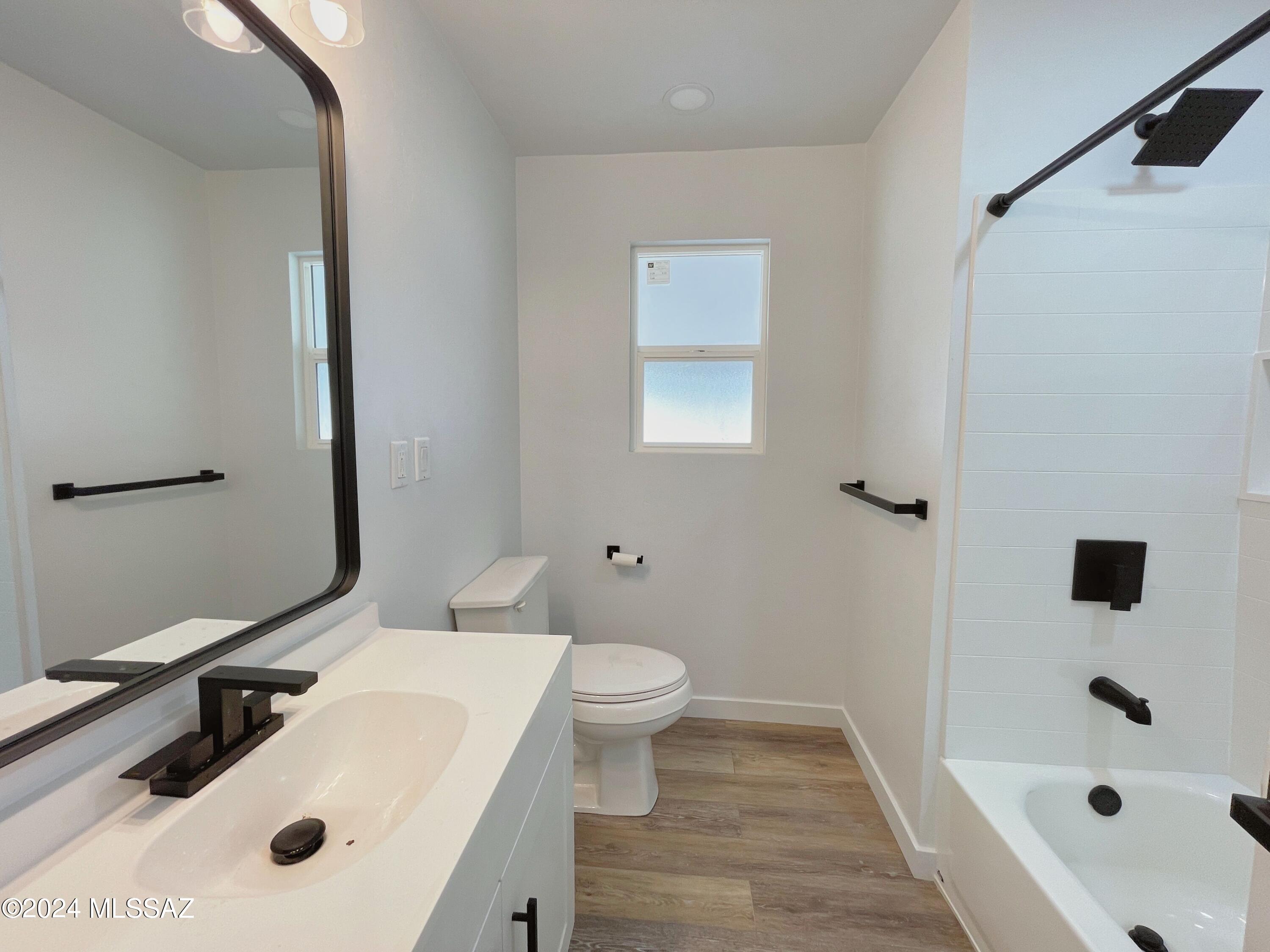 Tucson Est 6 - Residential Lease