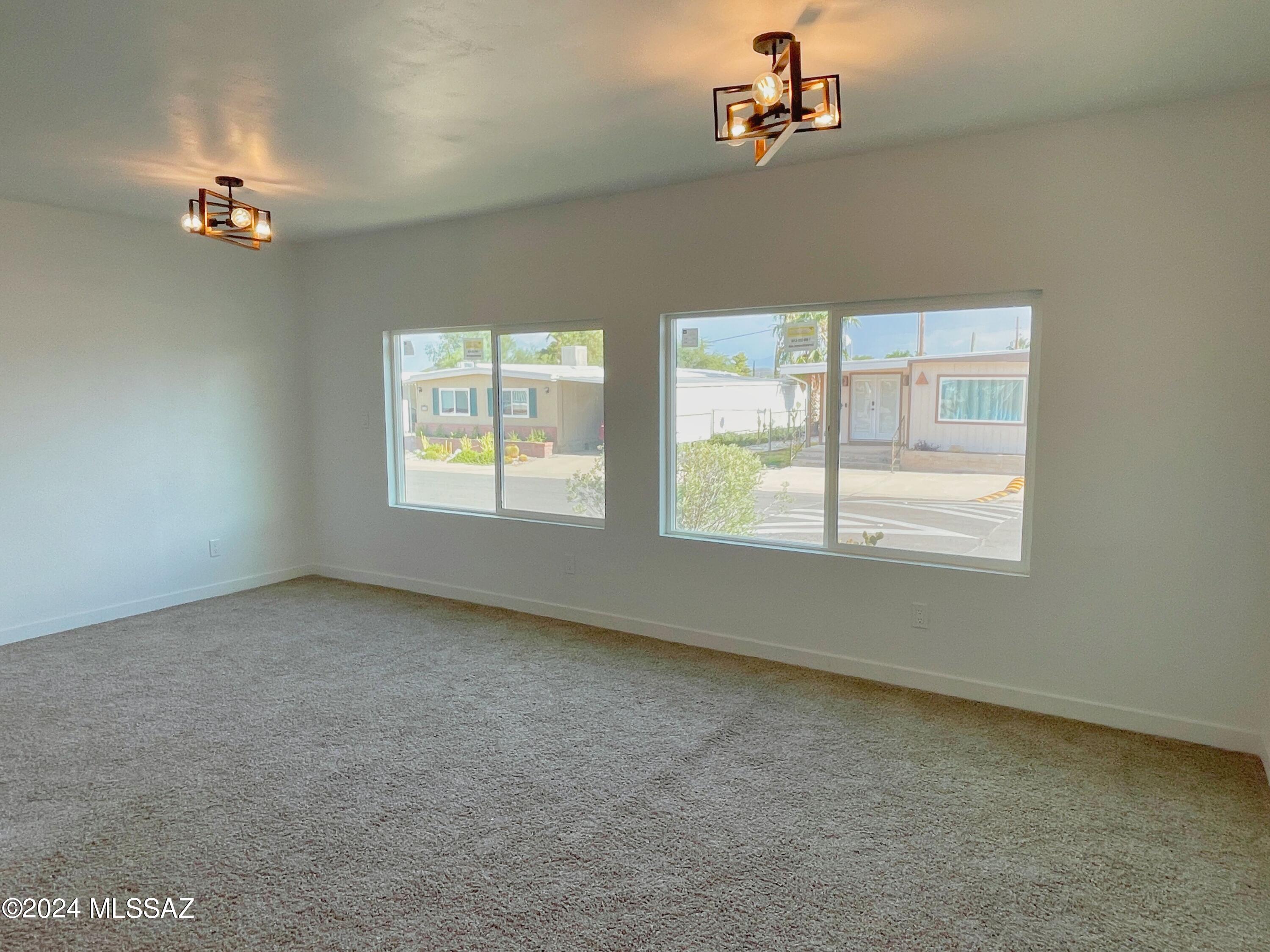 Tucson Est 6 - Residential Lease