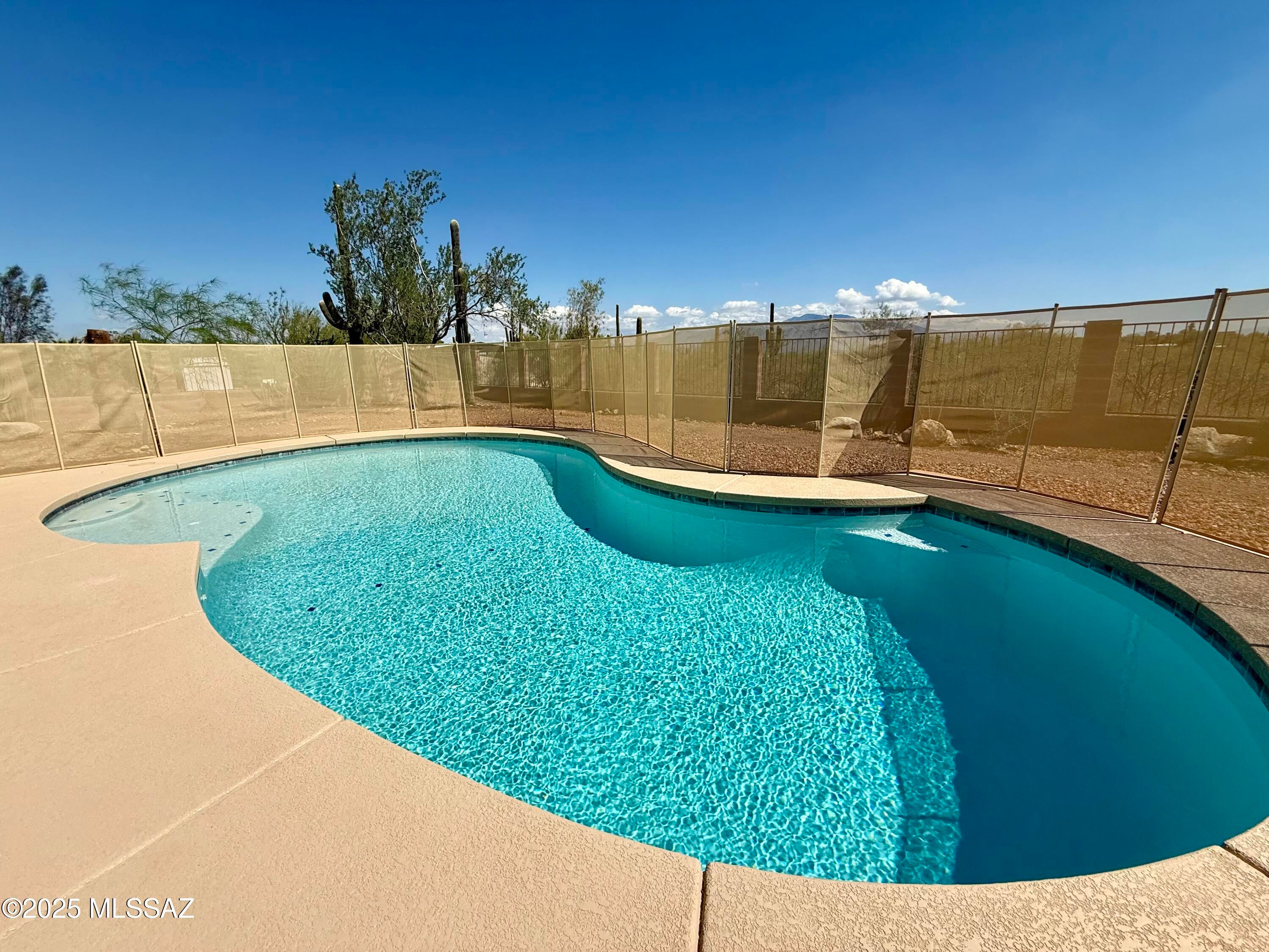 Del Cerro Estates (1-26) - Residential Lease