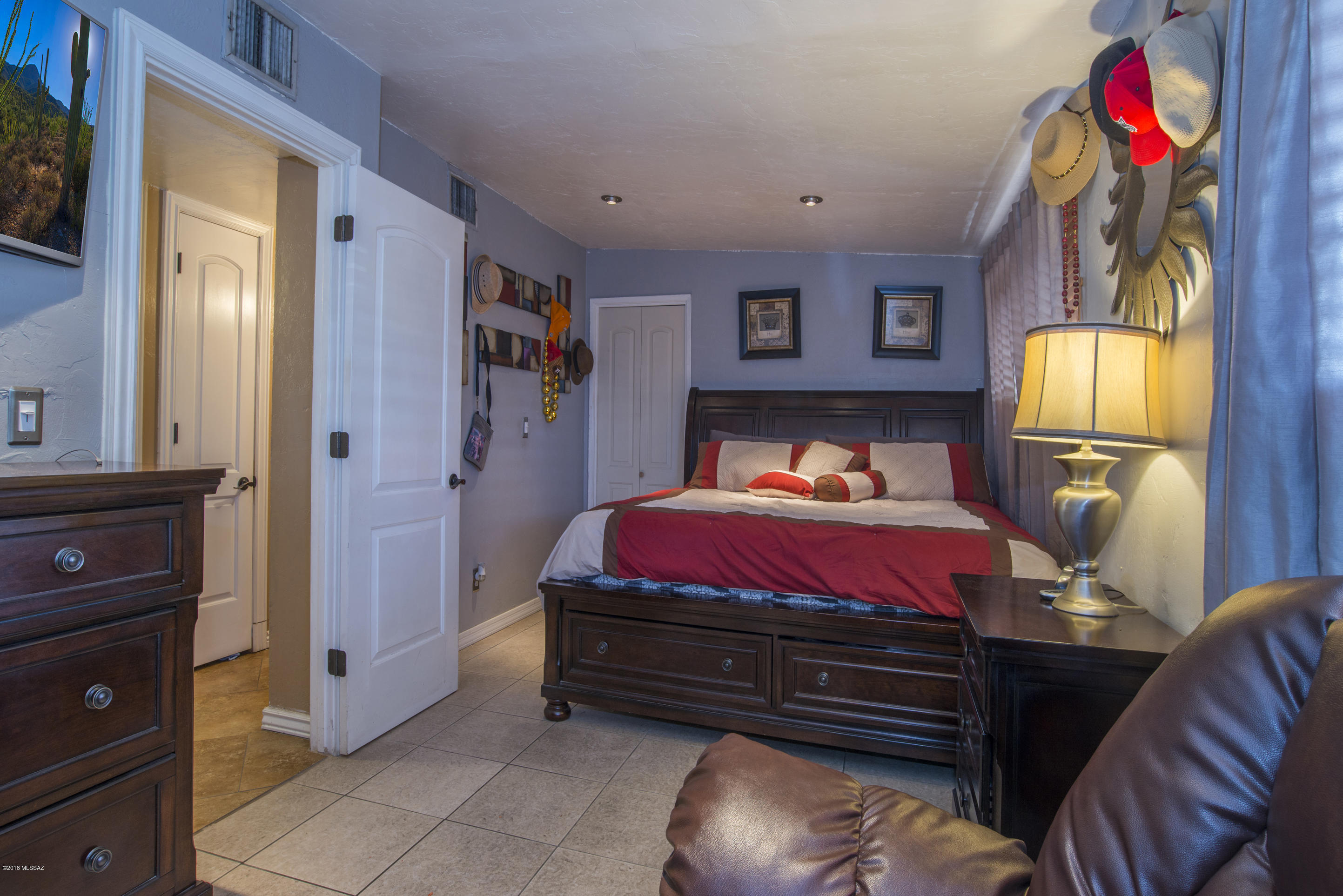 South Manor - Residential